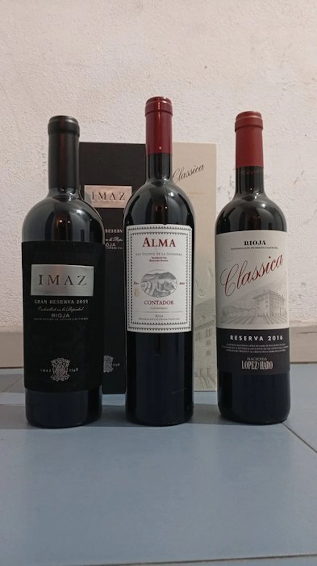 Coto de Imaz Gran Reserva 2019; Alma Contador 2022; López...