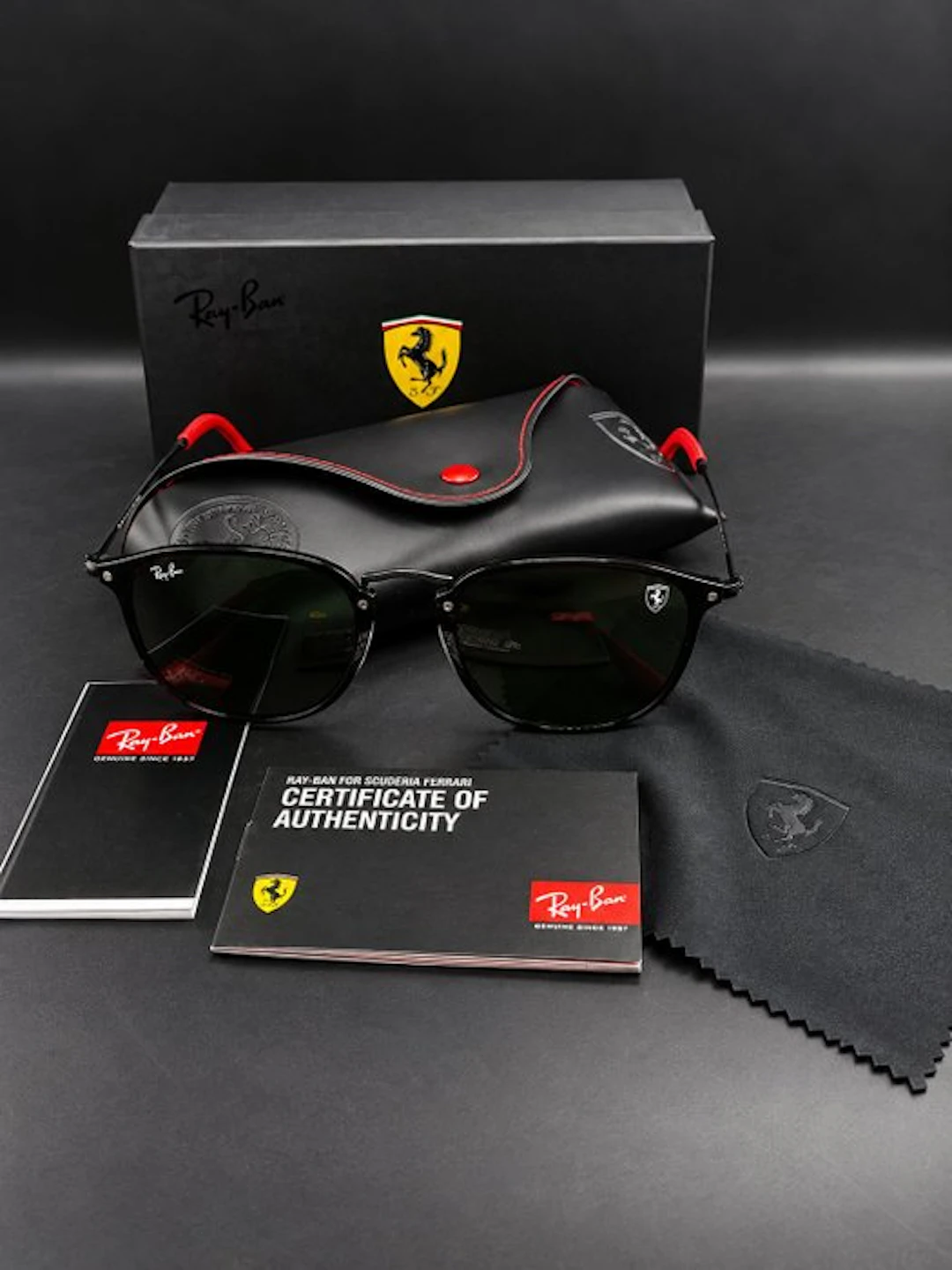 Ferrari - Black Racing Edition - Sunglasses