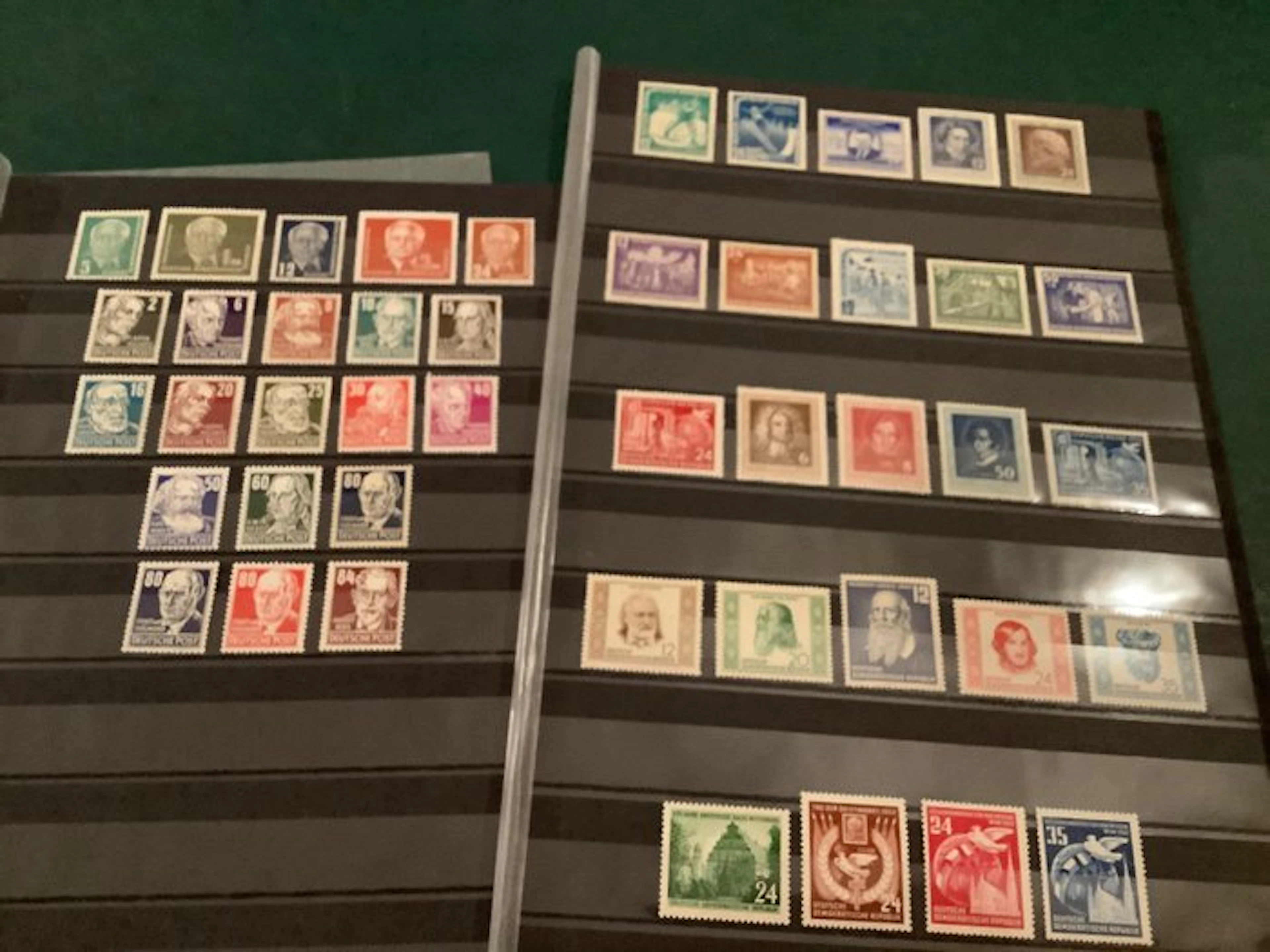 GDR 1952 - Complete year issue featuring personalities - MNH - Michel 298/341