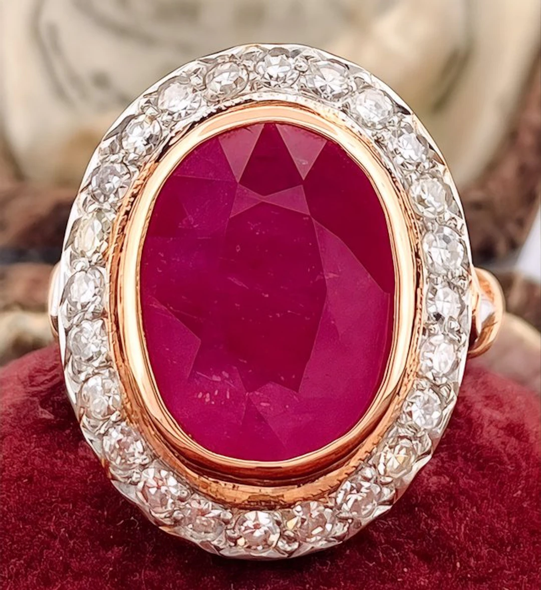 Ring - 18 kt. Rose gold, White gold Ruby - Diamond