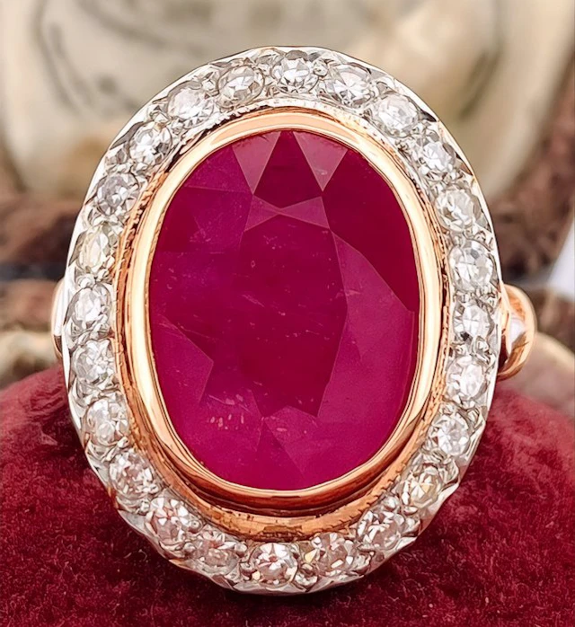 Ring - 18 kt. Rose gold, White gold Ruby - Diamond