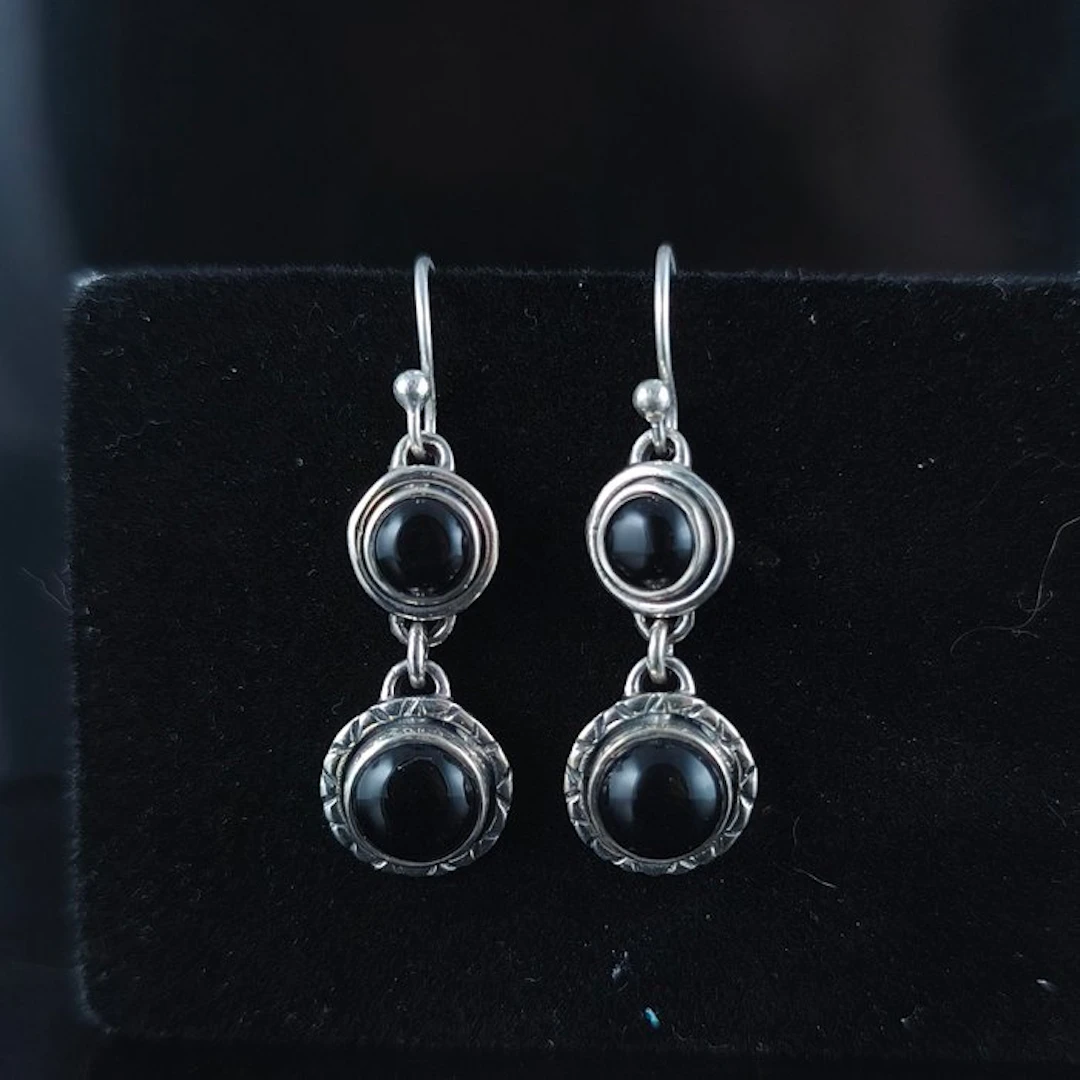 Silver - Earrings - Onix Sterling Silver