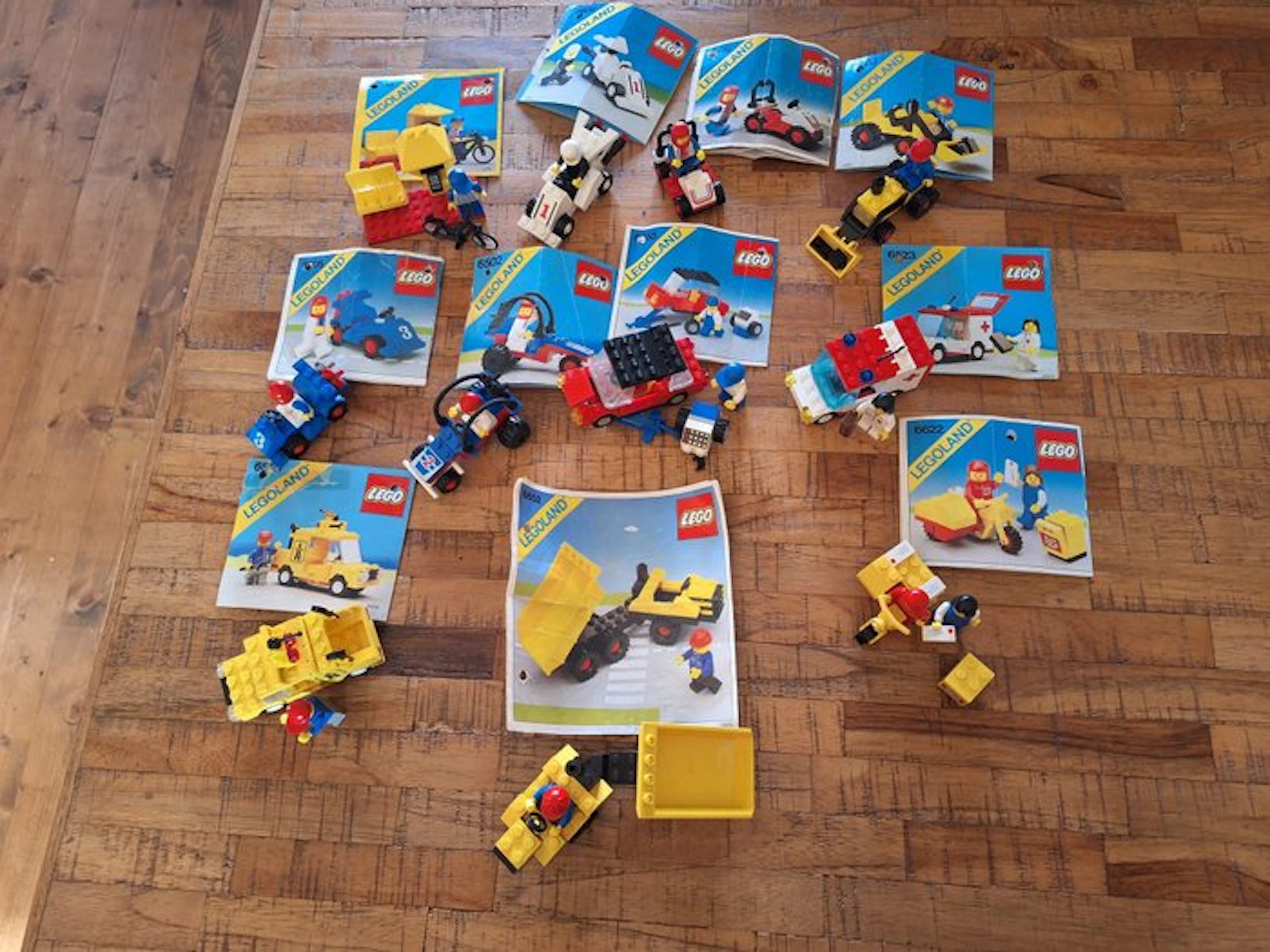 LEGO Set - City, Minifigures - Meedere set legoland