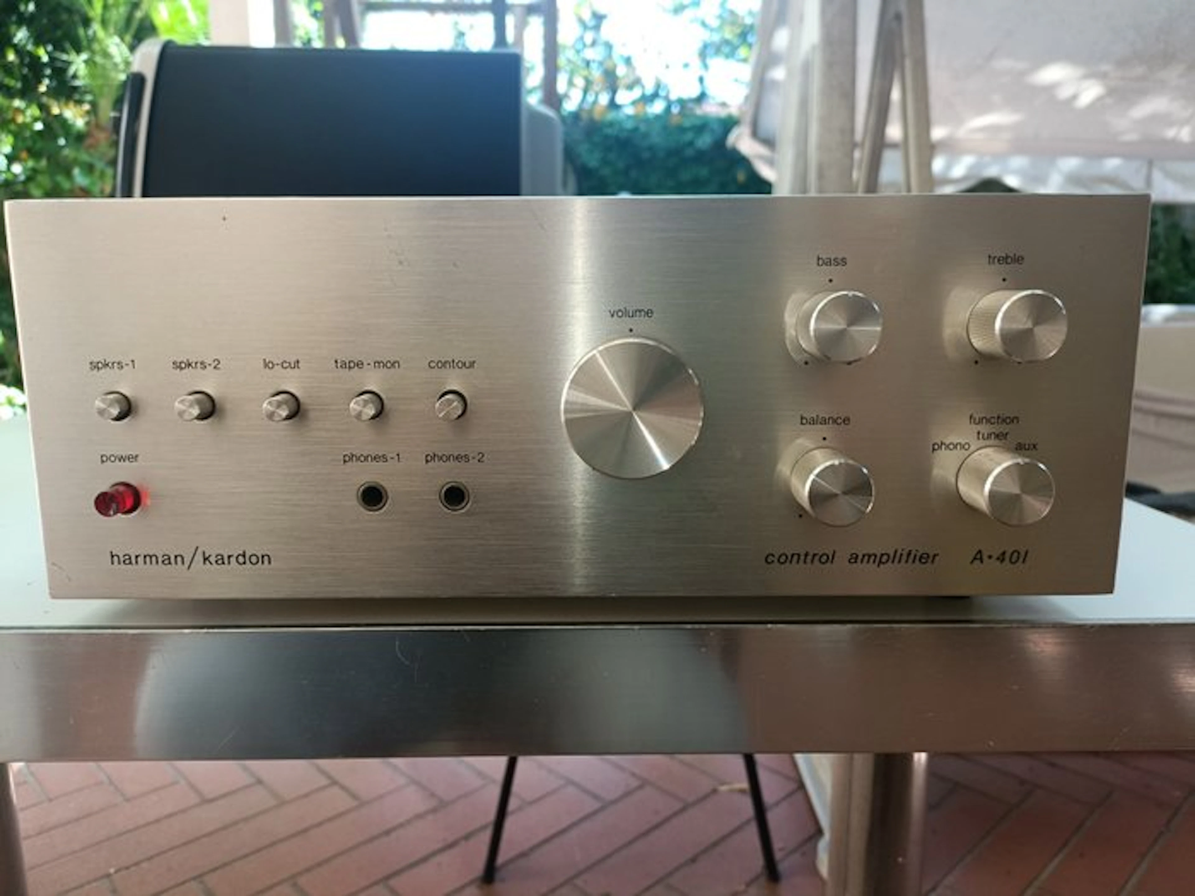 Harman Kardon - A-401 Solid state integrated amplifier