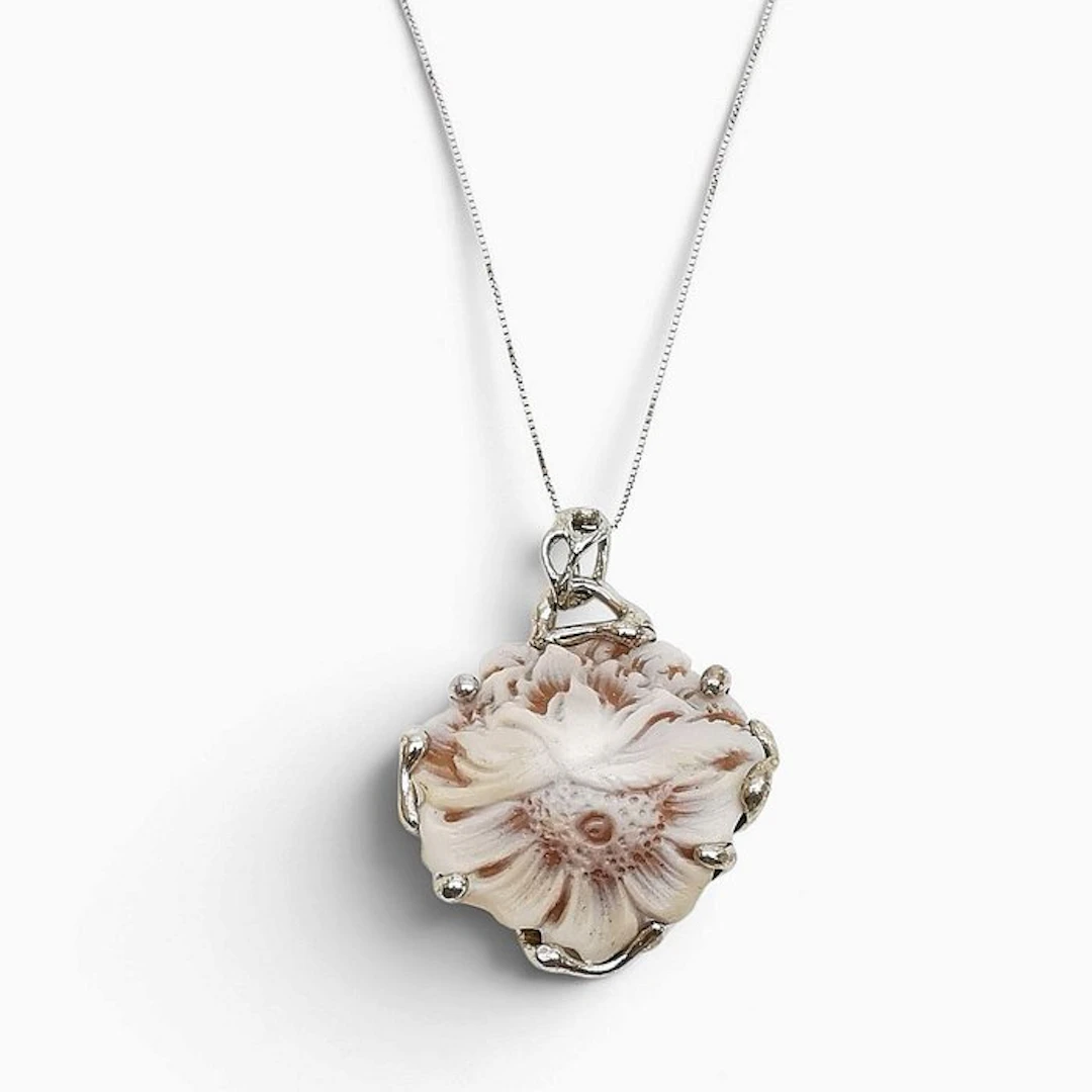 Sterling Silver 925 - Necklace with pendant - hand-carved cameo