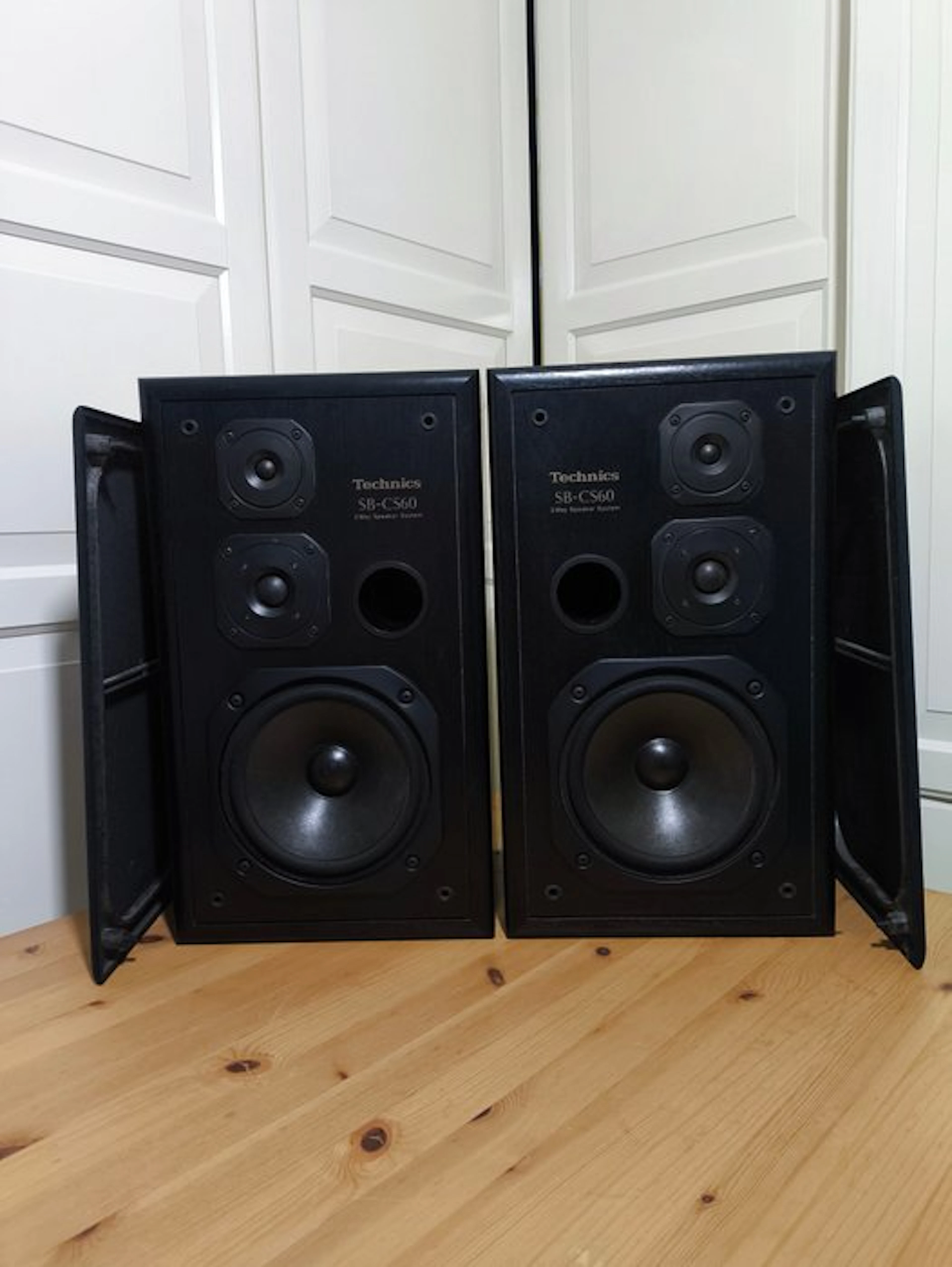 Technics - SB-CS60 / 3-Way Bass-Reflex Main/Bookshelf Speaker set