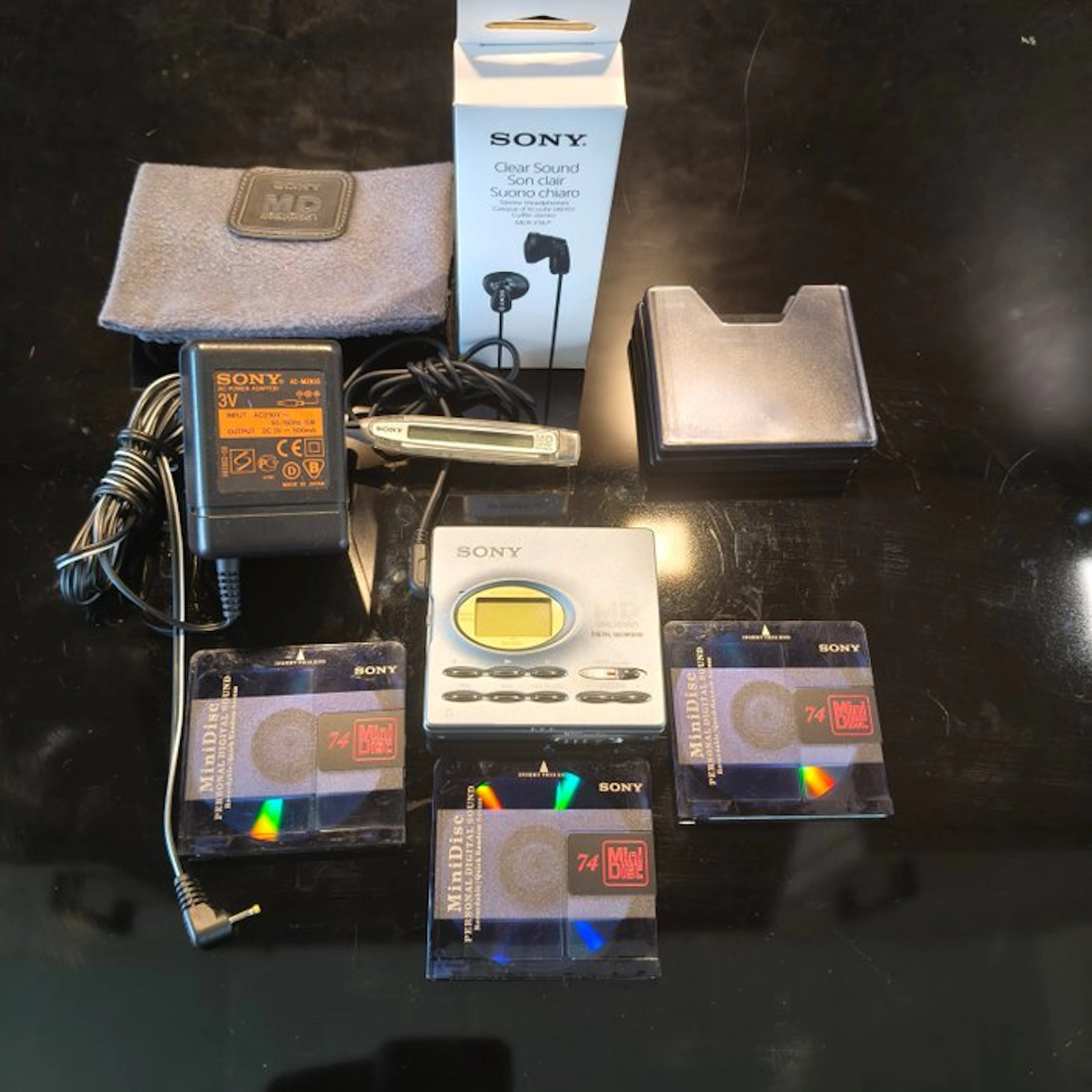 Sony - MZ-R91 Portable minidisc player-recorder