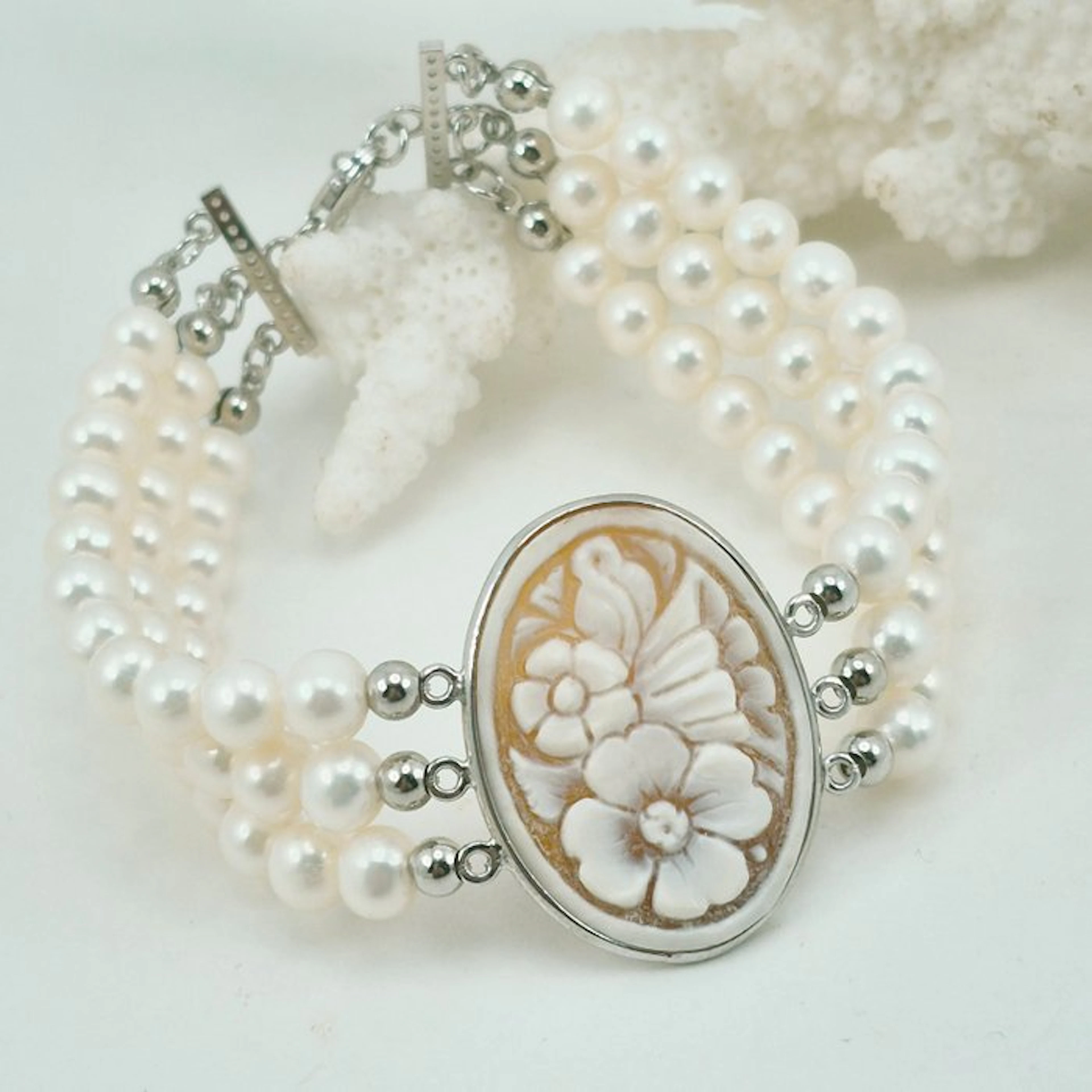 Silver - Bracelet - Hand-engraved cameo