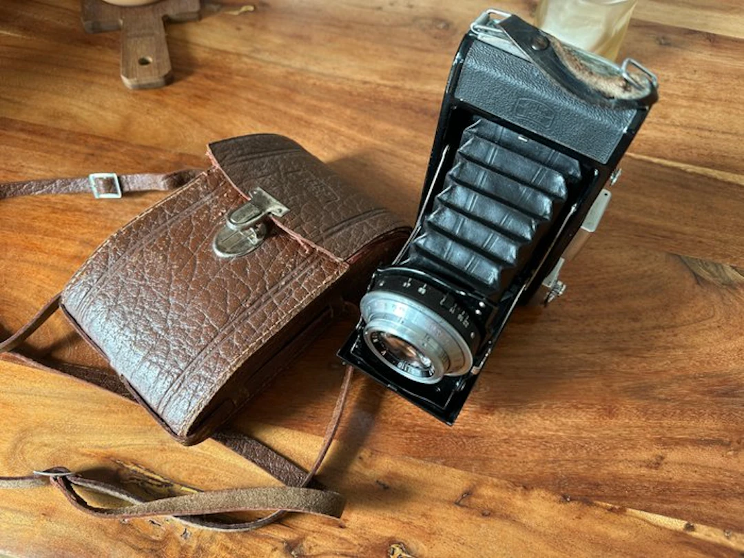 Zeiss Ikon Ercona Medium format camera