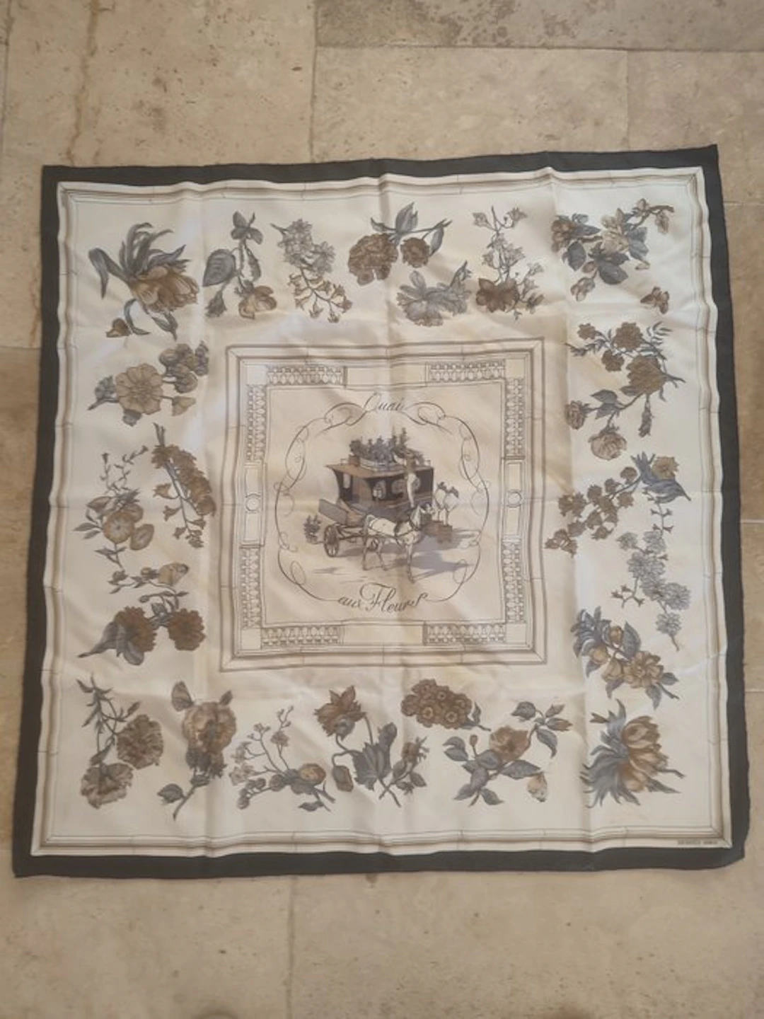 Hermès - quai aux fleurs - Foulard