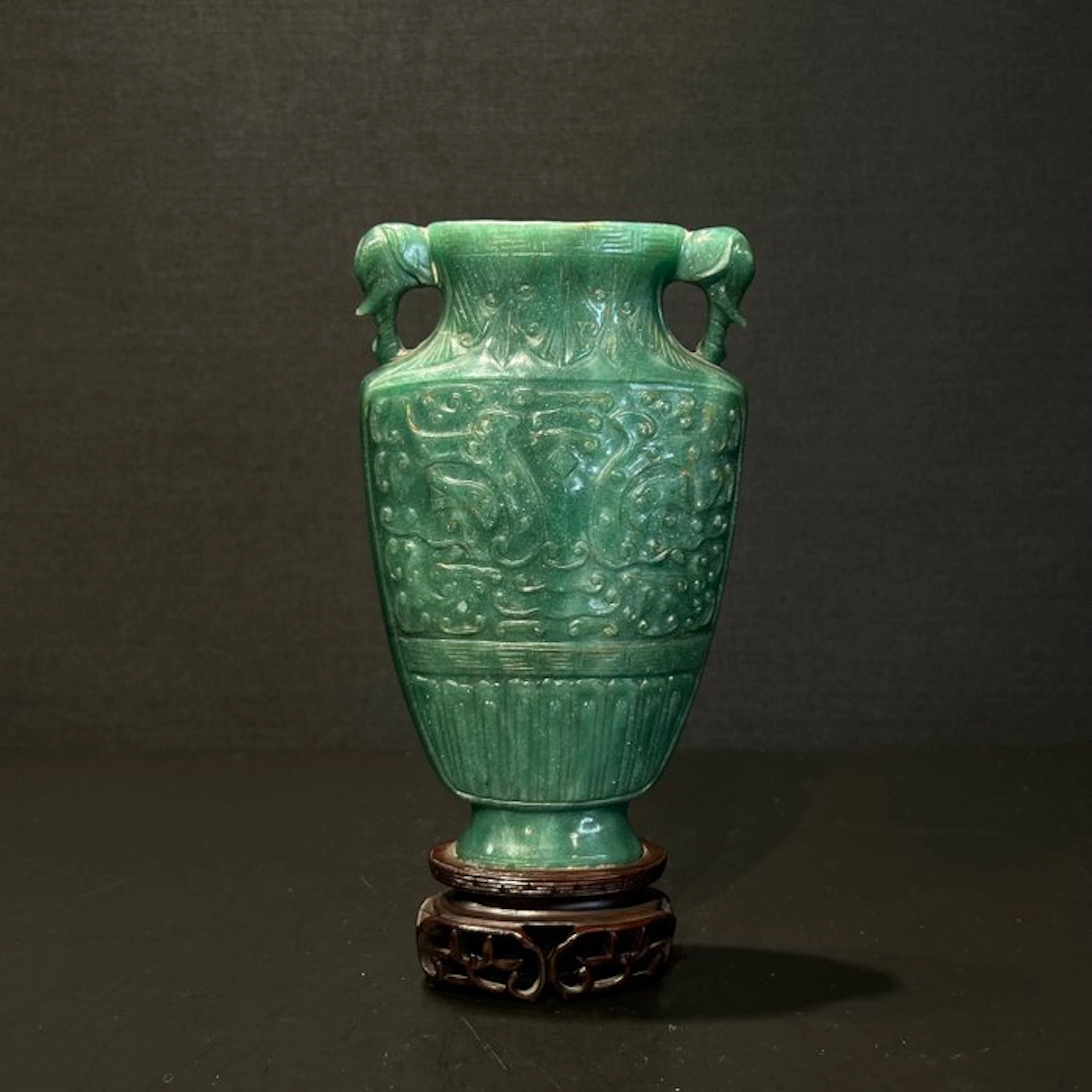 Vase - jadeite
