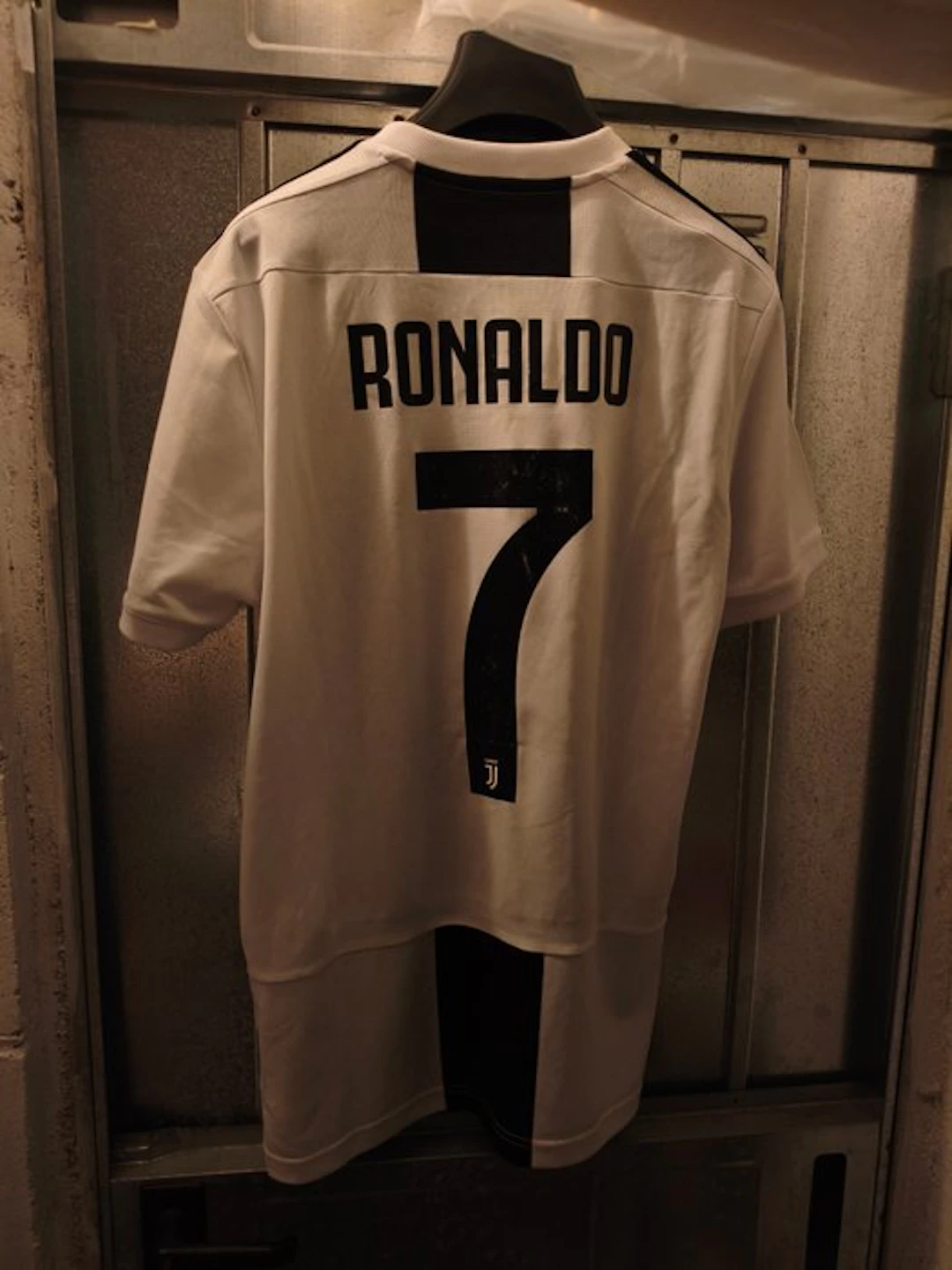 Juventus - Italian Football League - Cristiano Ronaldo - 2019 - Football shirt