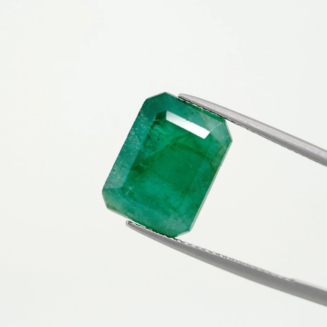 No reserve price - 1 pcs Green Emerald - 11.25 ct - Guild Gem Laboratory