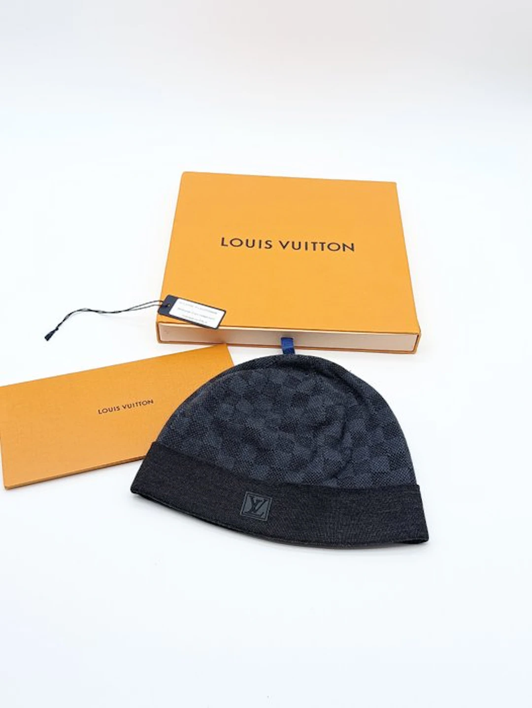 Louis Vuitton - Hat (1) - Wool