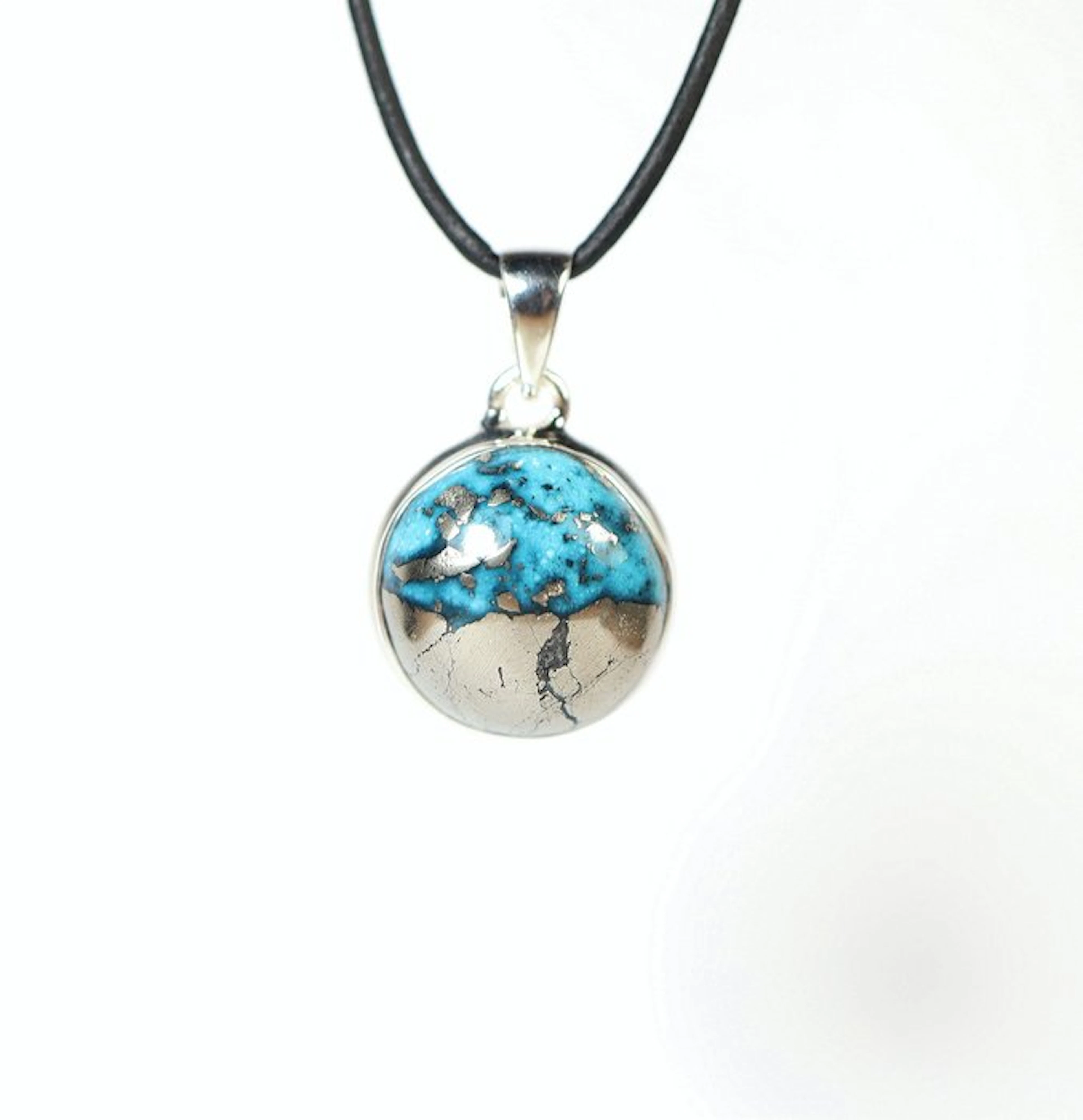Turquoise / Nishapur / large pendant / cabochon / new- 11.44 g - (1)
