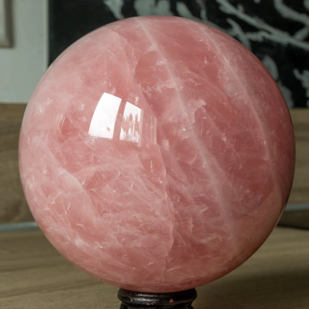 Rose quartz Fine polished Large Rosekwarts sphere...