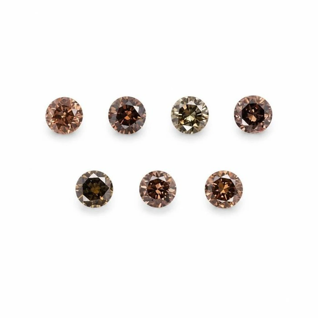 No reserve price - 7 pcs Diamond (Natural coloured)...