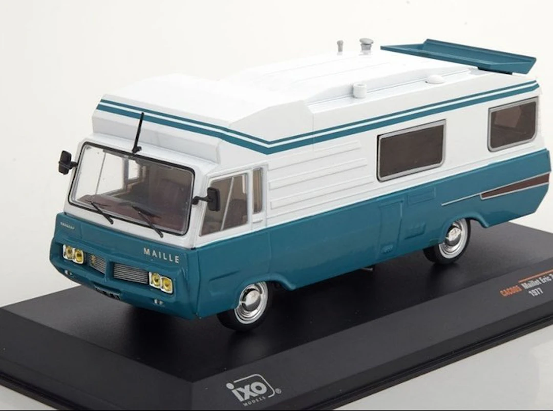 IXO 1:43 - Model car - Caravan Special Edition Peugeot J7...