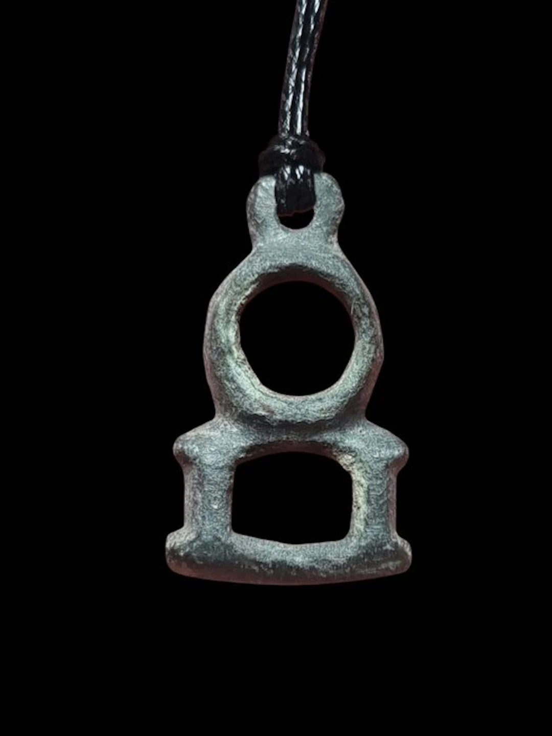 Celtic Bronze, Stunning & Rare Shape Talisman Pendant (No reserve price)