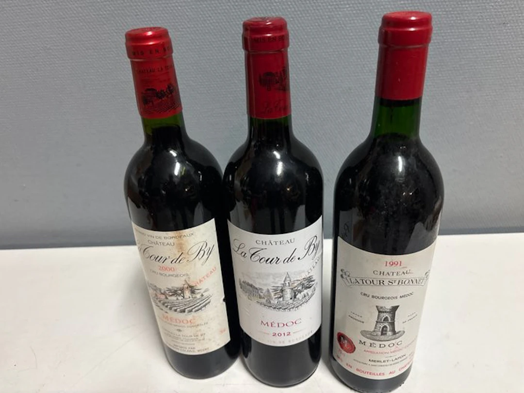 2000 2012 Château La Tour de By & 1991 Château Latour St...