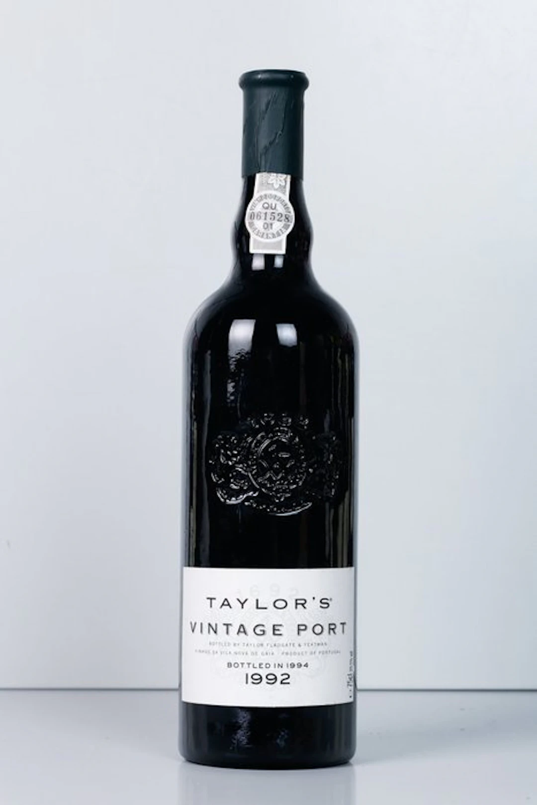 1992 Taylor's - Vintage Port - Bottled in 1994 - Douro - 1 Bottle (0.75L)
