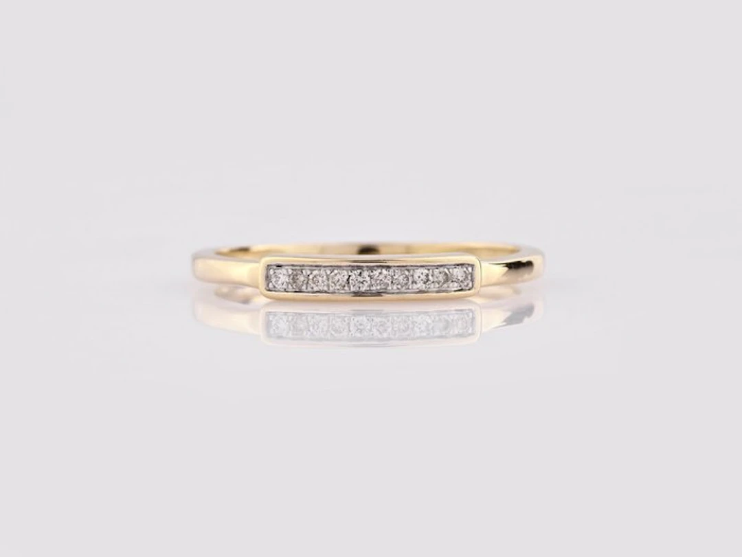 Ring - 14 kt. Yellow gold - 0.05ct. tw. Diamond (Natural)