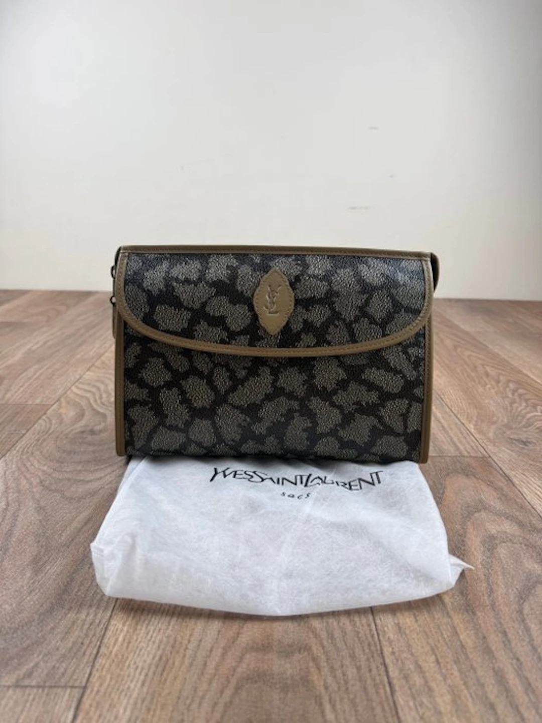 Yves Saint Laurent - Clutch bag
