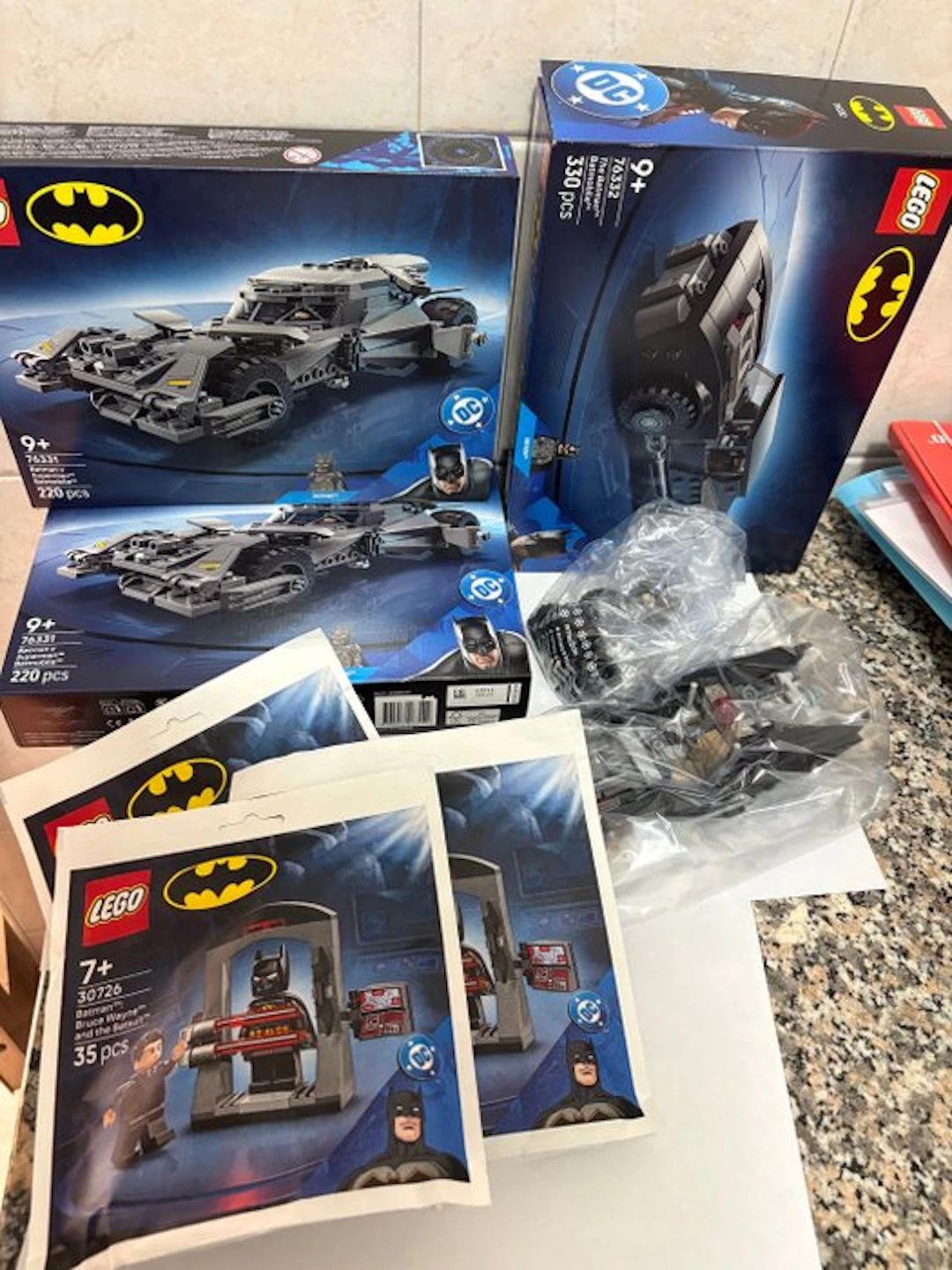 LEGO Set - DC Super Heroes - Batman v Superman Batmobile