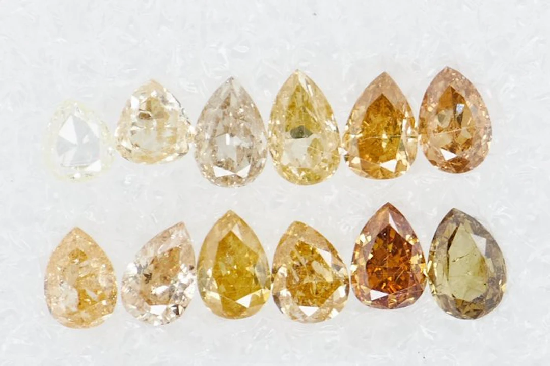 No reserve price - 12 pcs Diamond (Natural coloured) - 1.16 ct - Pear - Faint