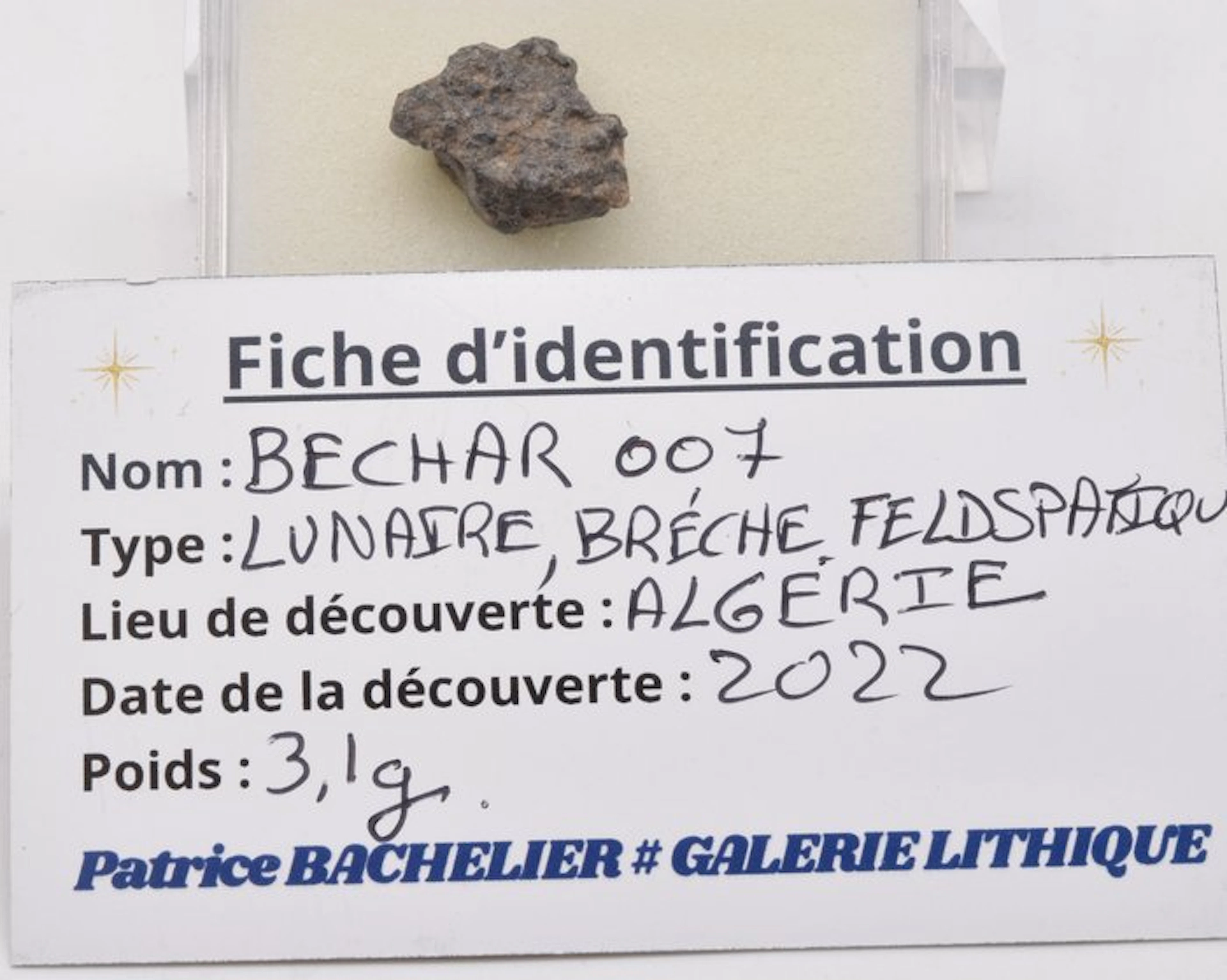 Lunar Meteorite Bechar 007 - Algeria - 3.1 g