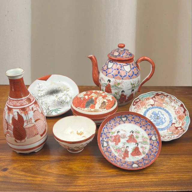Collection of 7 Japanese Porcelain Items (Kutani & Imari)...