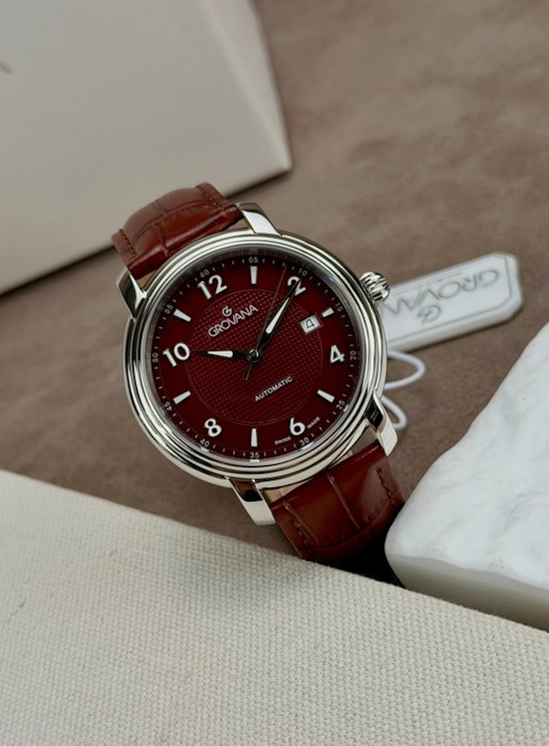 Grovana - Automatic Date Red - 1703.2530 - Men - 2020-2025