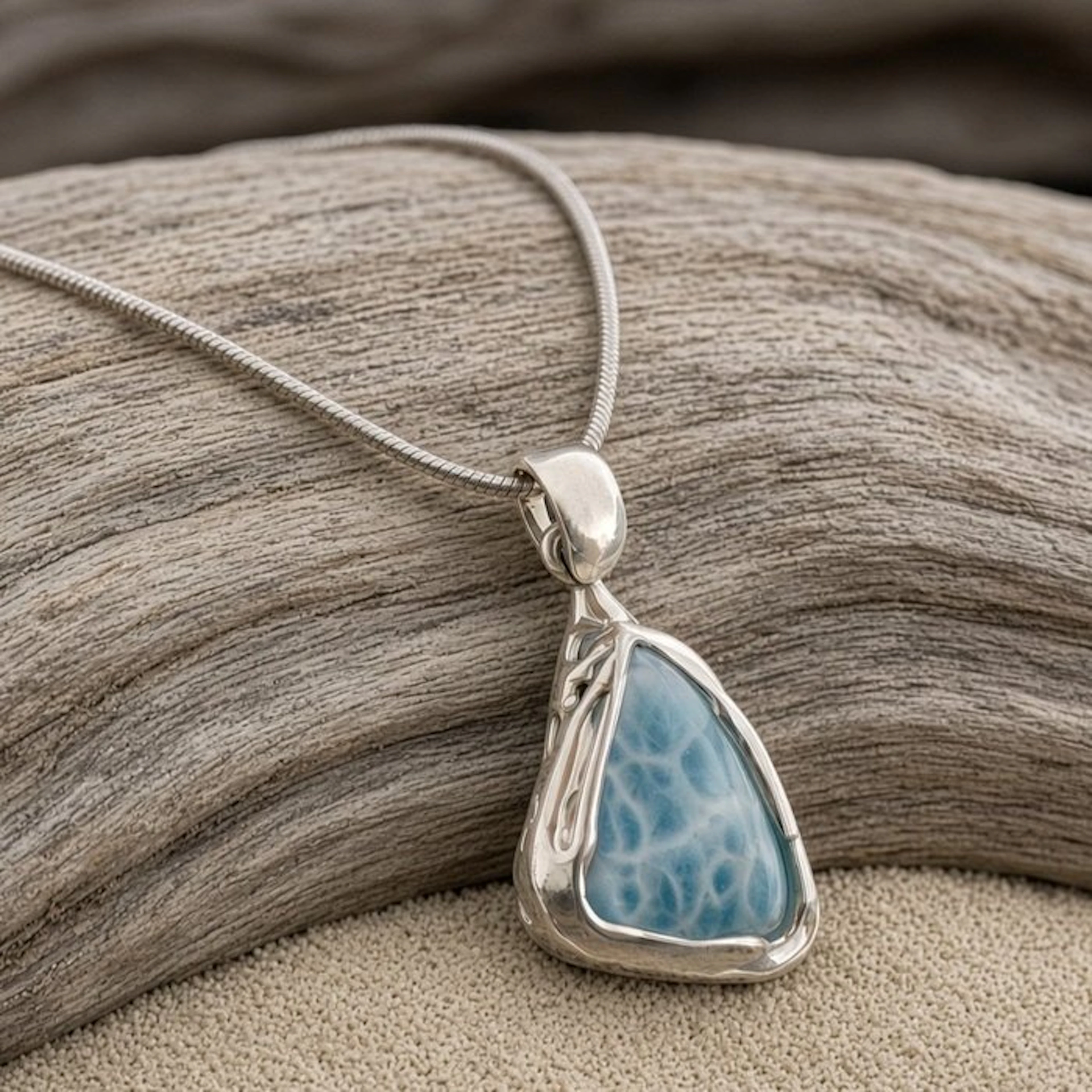 Natural larimar