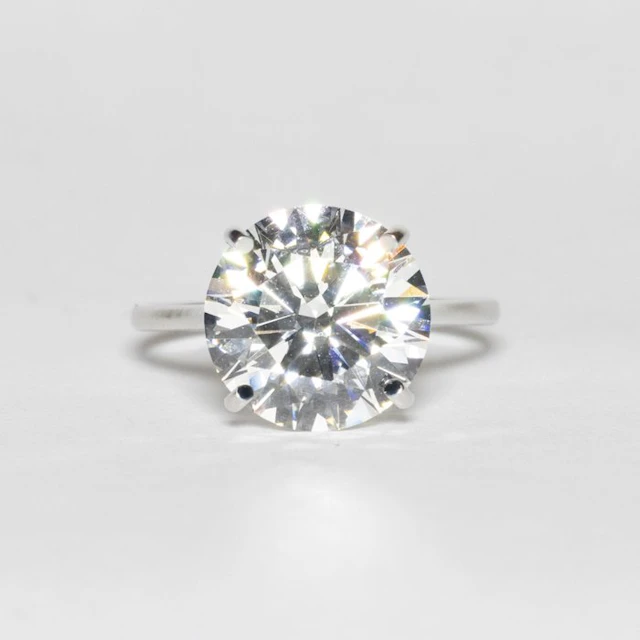 Ring - 18 kt. White gold - 5.02ct. tw. Diamond (Lab-grown) - F VVS2 3EX