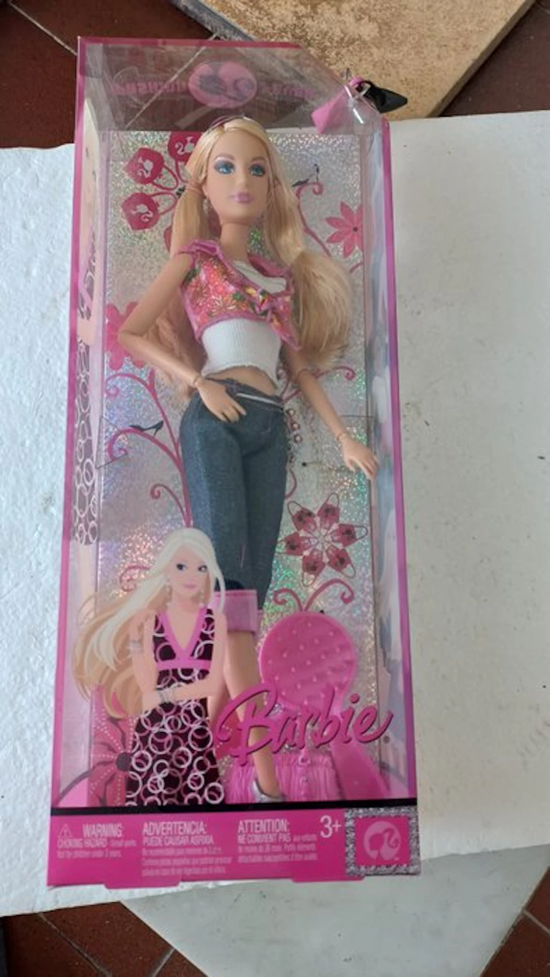 Mattel - Barbie doll Barbie and Friends L9541 new