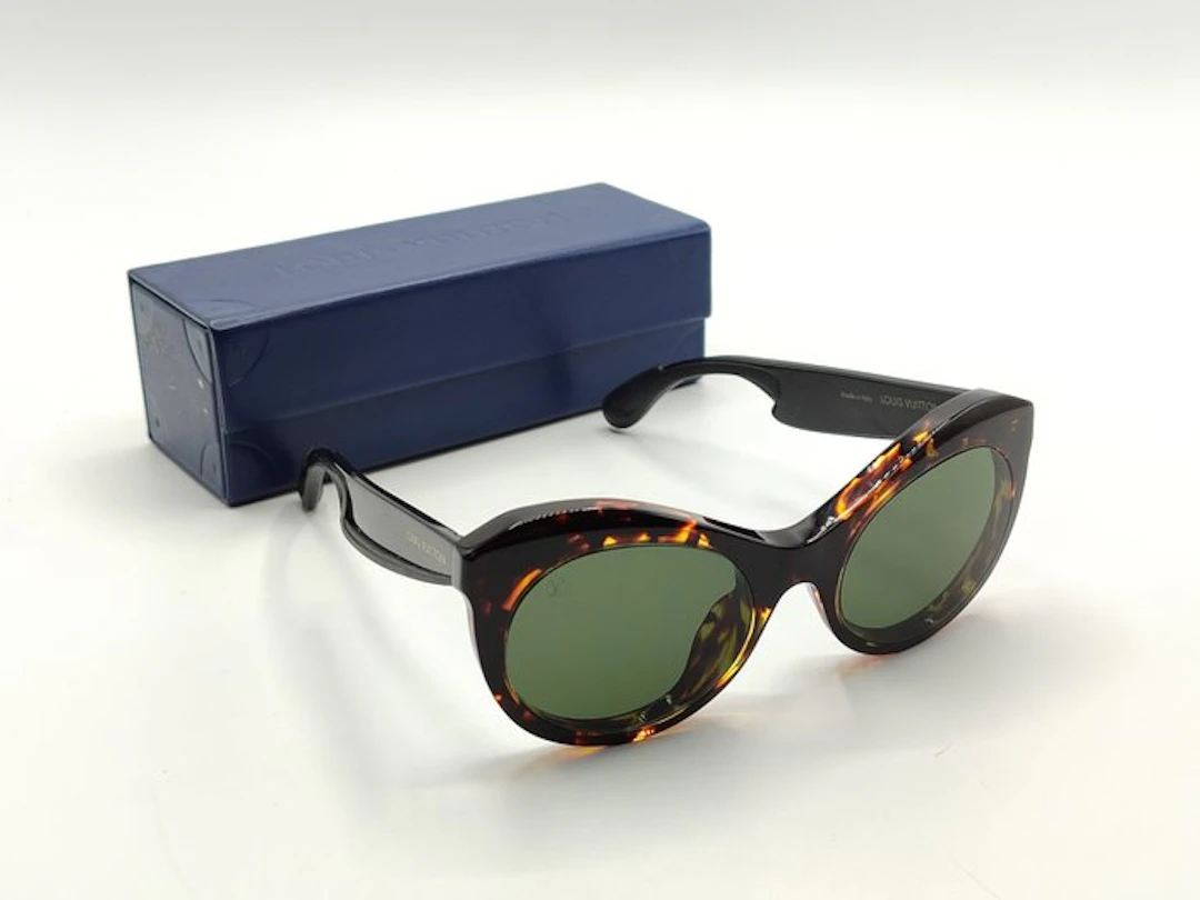 Louis Vuitton - Z1298E - Sunglasses