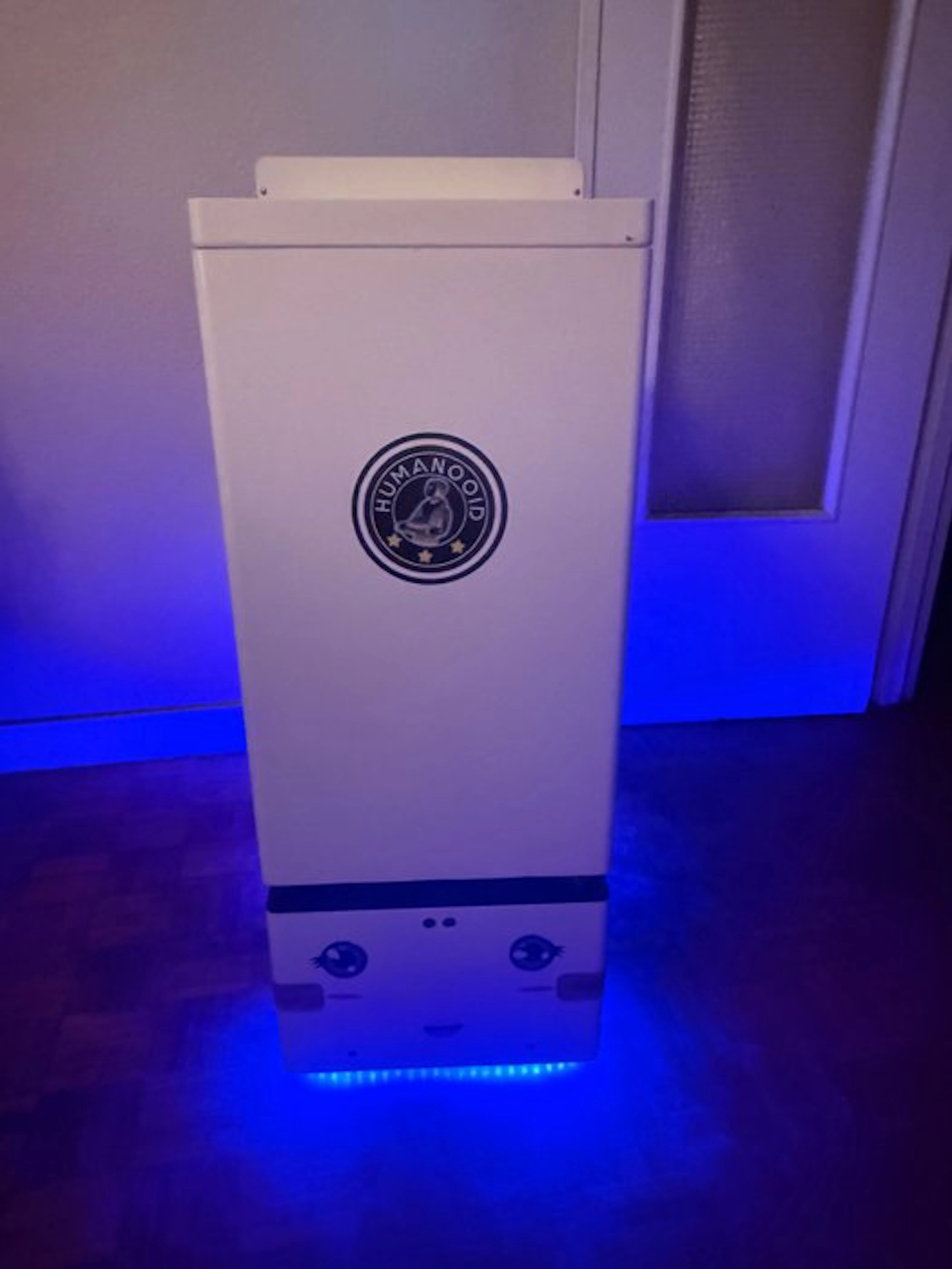 Humanoid - Computer (1) - Without original box