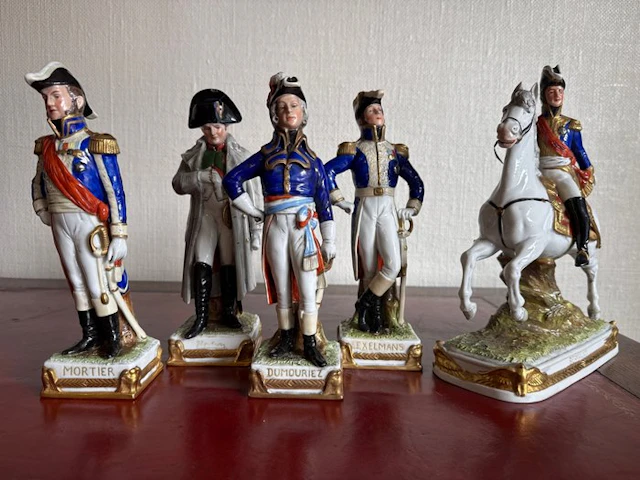 Scheibe-Alsbach - Vervaardigd in DDR - Figure (5) - Porcelain