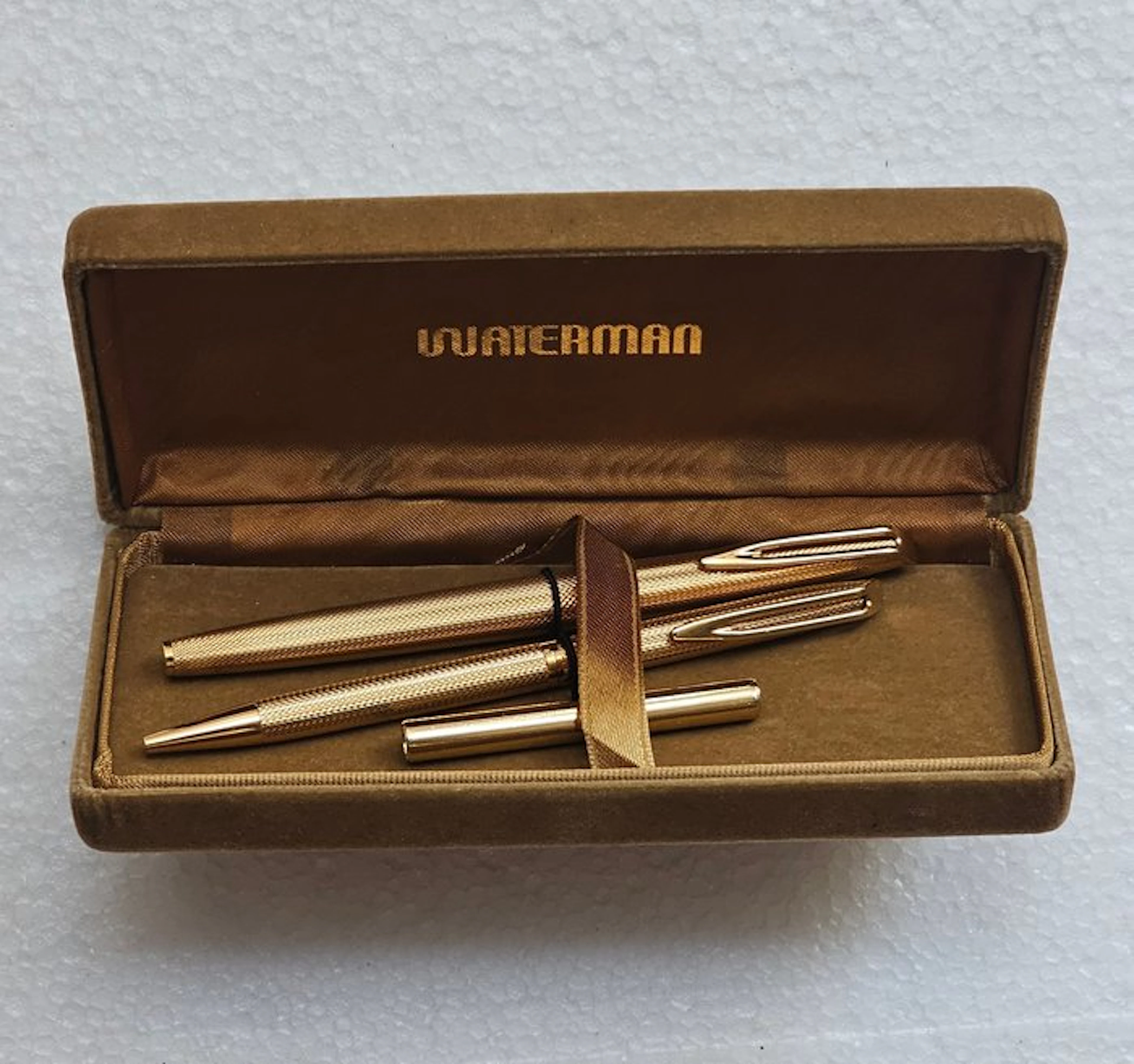 Waterman - Waterman CF plaqué or grains d'orge - PLUME or 18 carats - Pen set