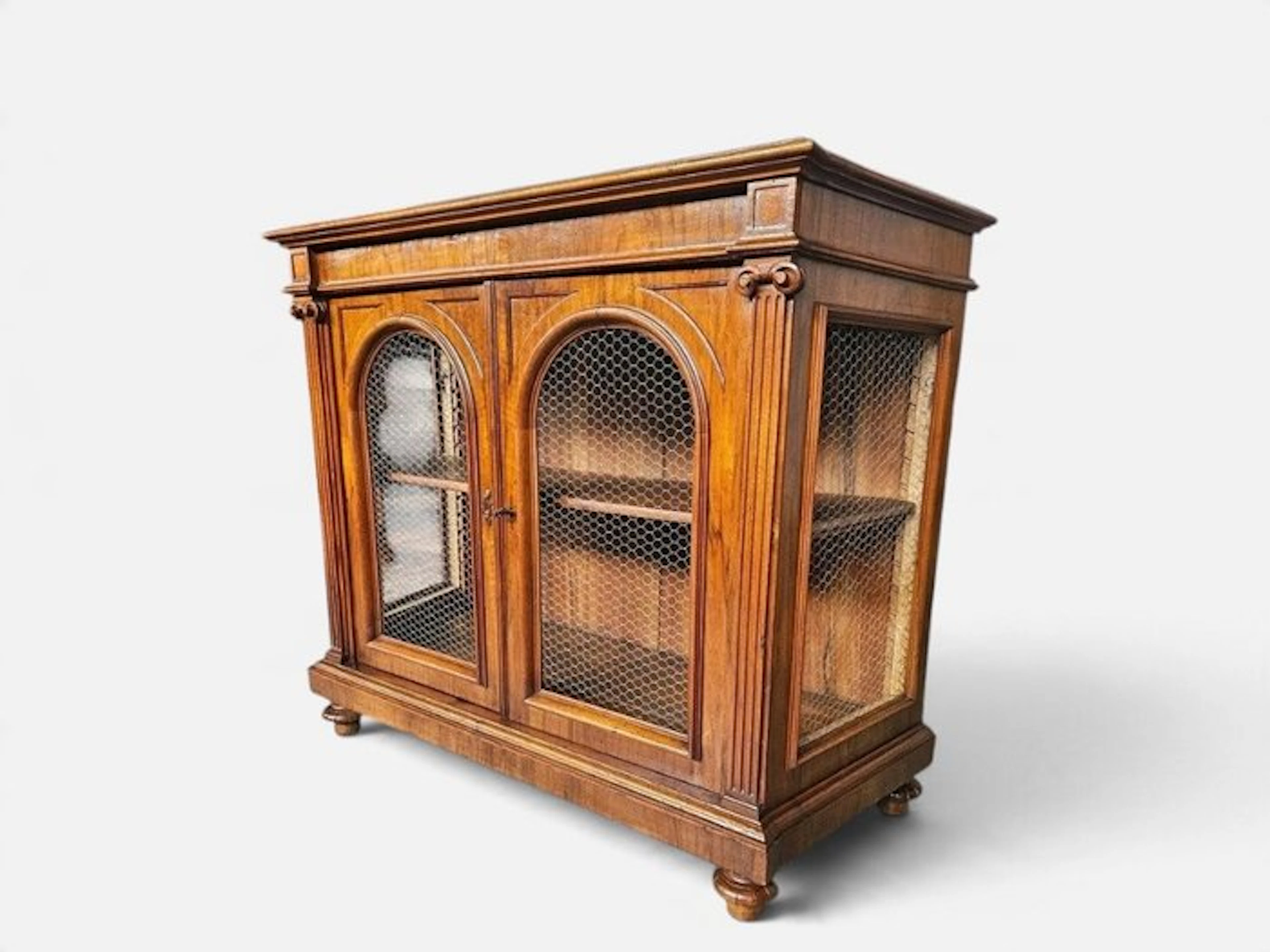 Cabinet - Wood - mirror and console