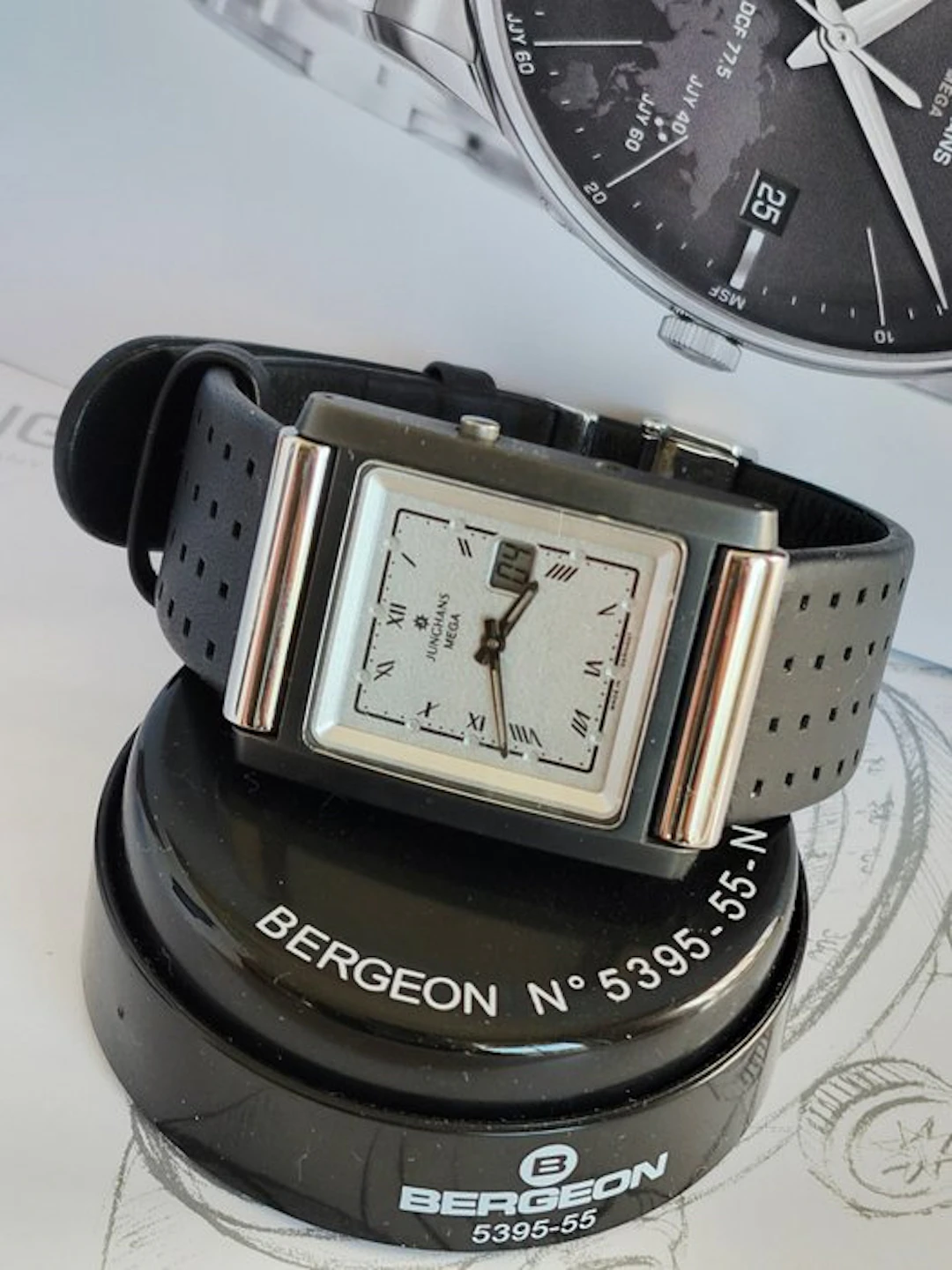 Junghans - Berlin Mega Solar Ceramic Radio Controlled...