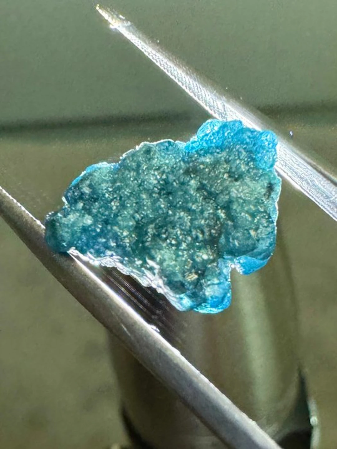 Natural blue rough diamond, sparkling - 9.43 carats Rough- 1.89 g