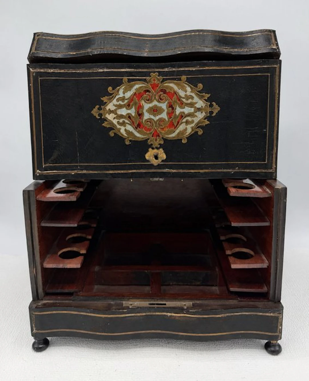 Liquor cabinet - Brass