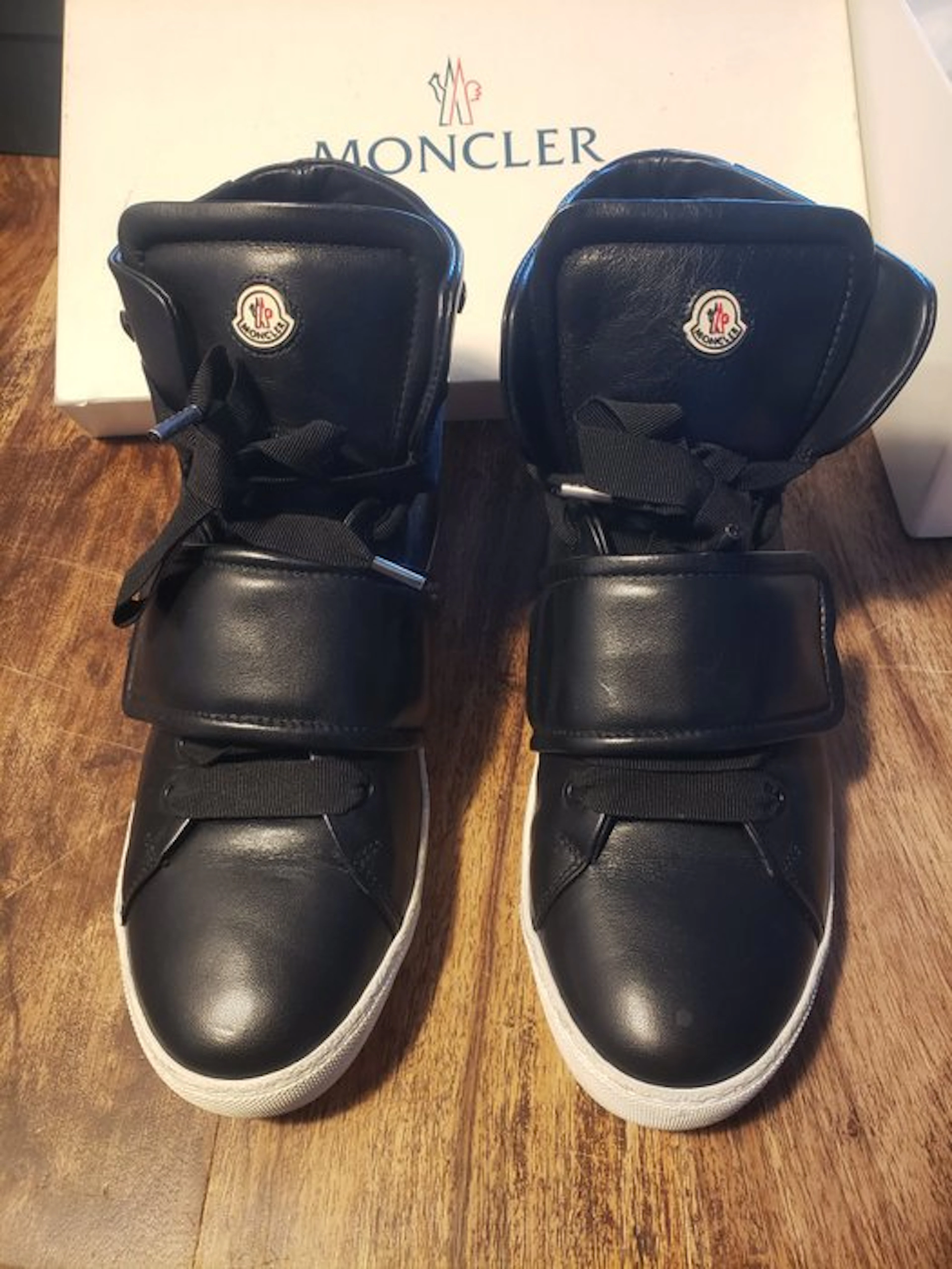 Moncler - Pumps - Size: EU 38