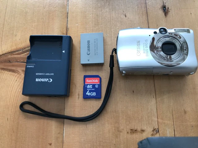 Canon Powershot 980 IXUS IS Digital camera