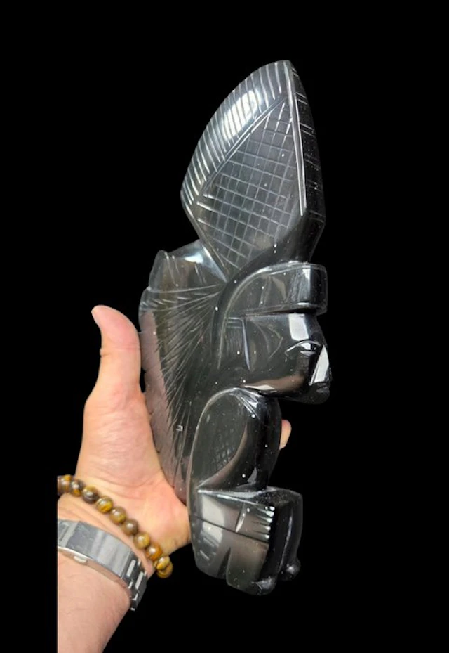 Protective Aztec obsidian statue with fabulous color variations