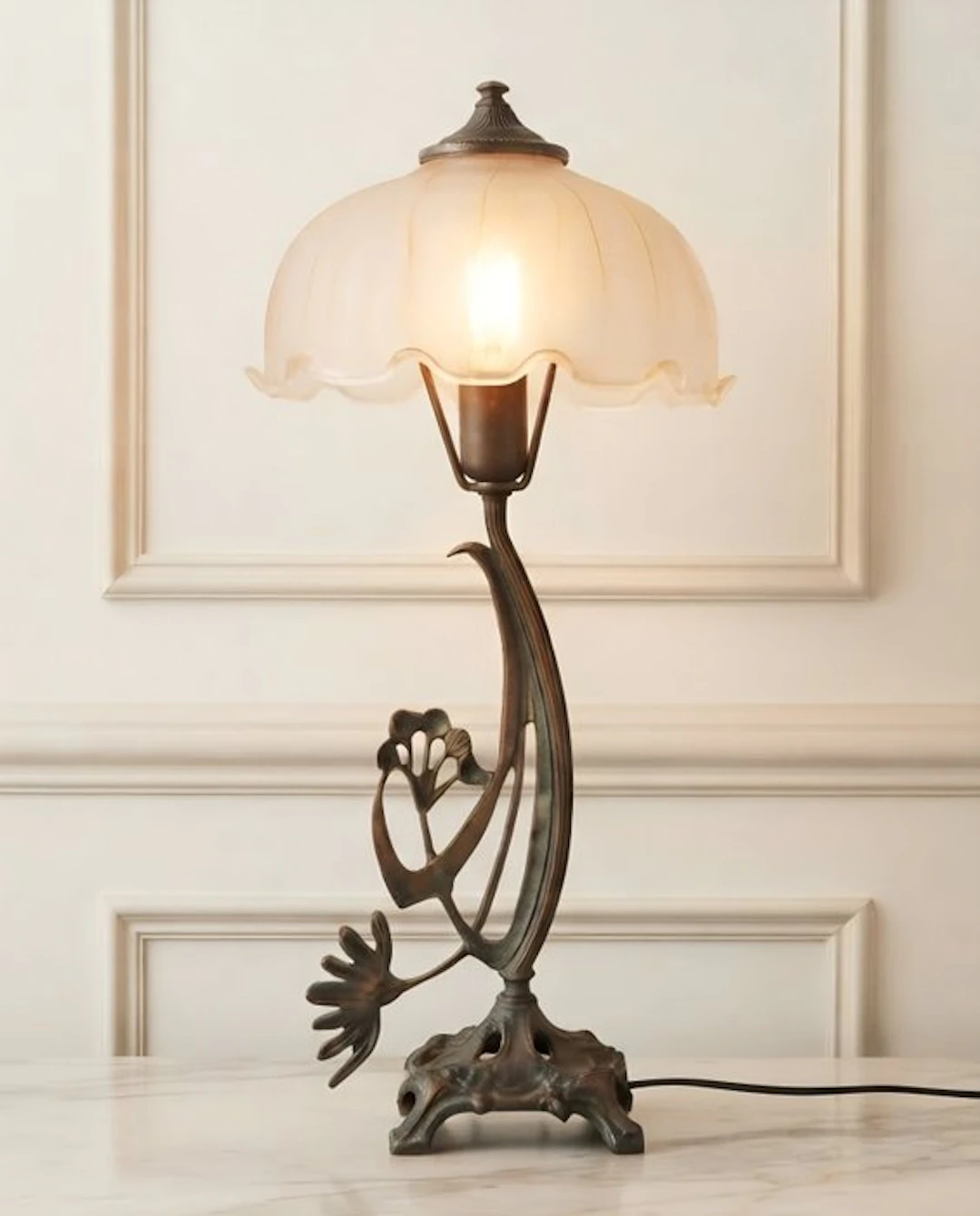 Table lamp - Brass - Jugendstil table lamp