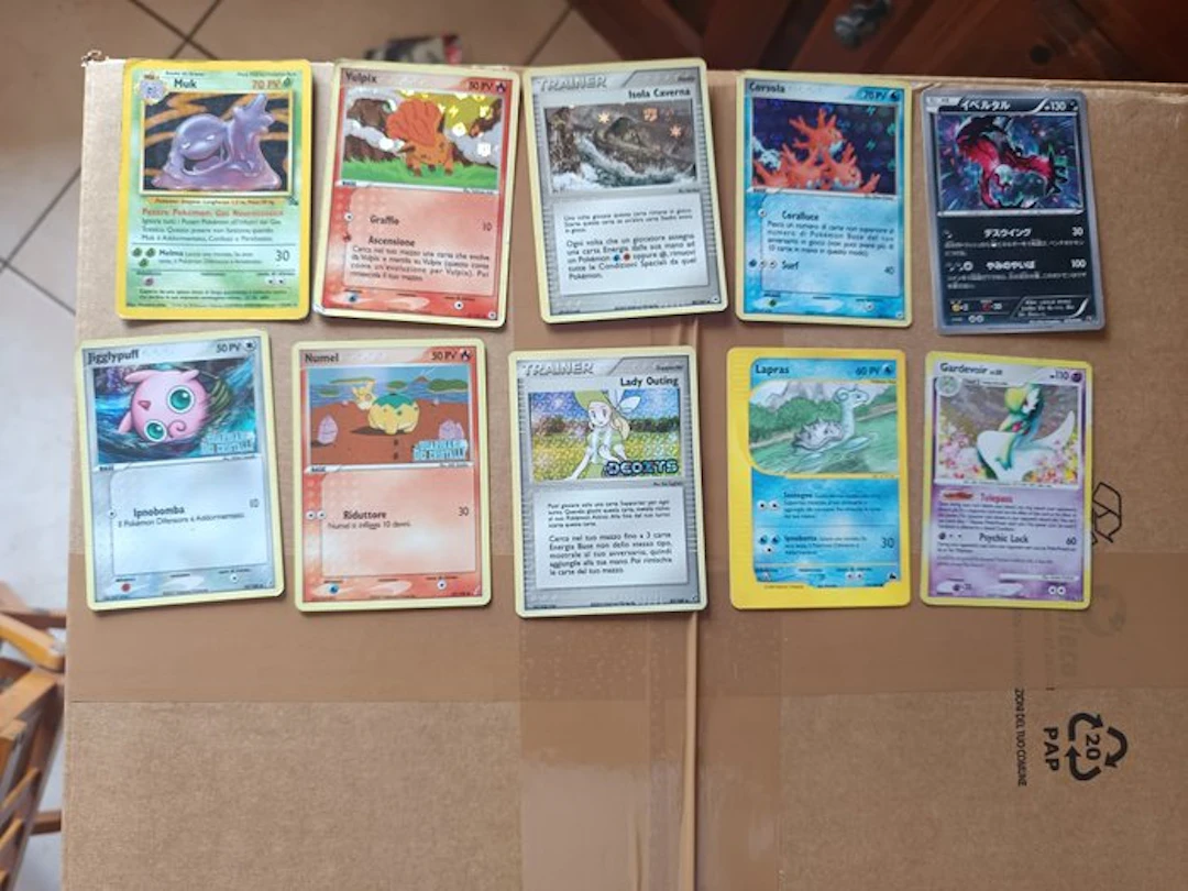 Pokémon - 10 Card - yvelta, Jigglypuff, Vulpix 32/100 Foil - Platinum