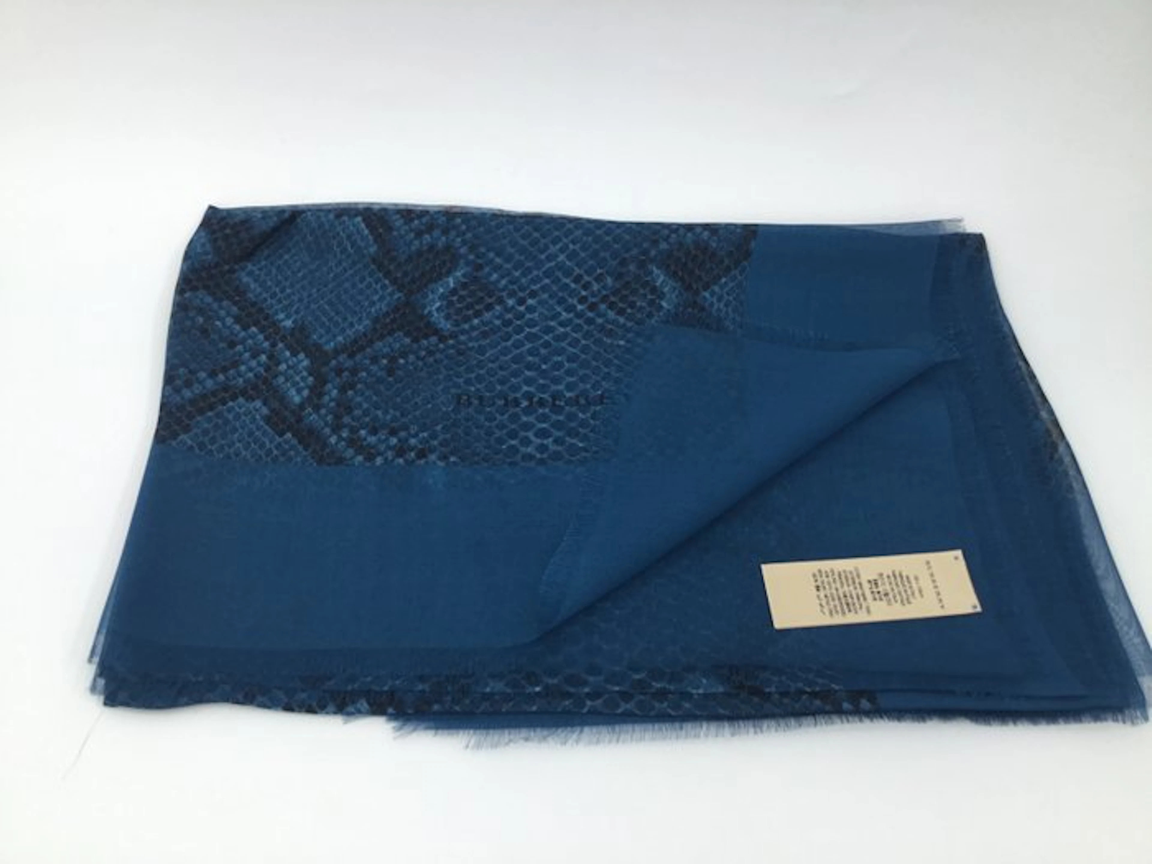 Burberry - MOUSSELINE -MAJESTUEUSE / - Scarf