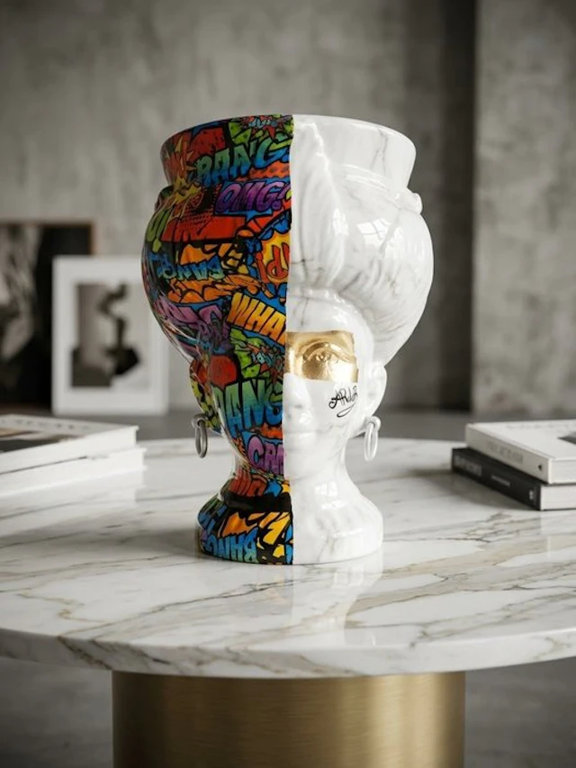 Ardor - Sculpture, Testa graffiti - 20 cm - Biscuit porcelain - 2026